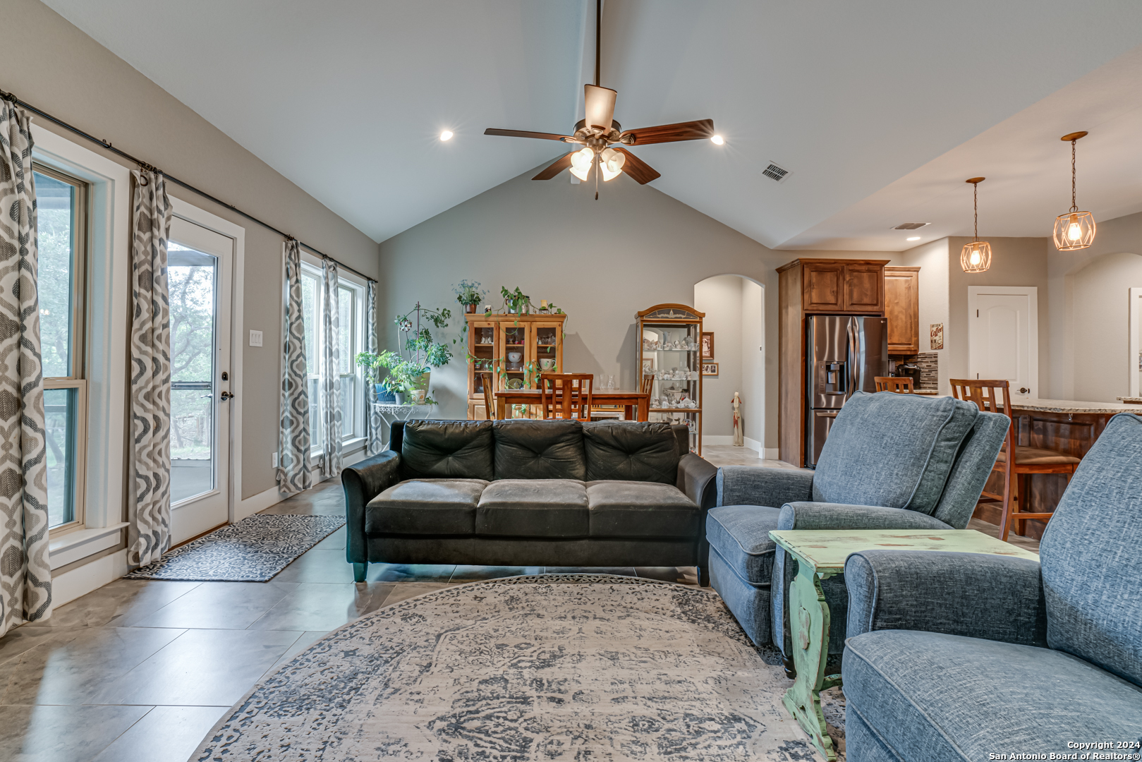 1025 Persimmon Pass