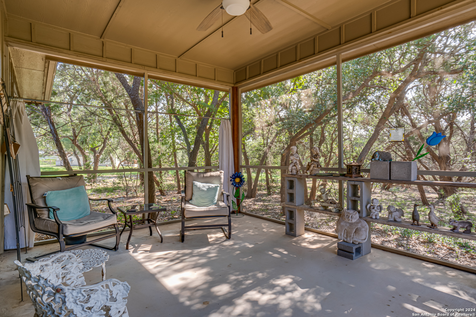 1025 Persimmon Pass