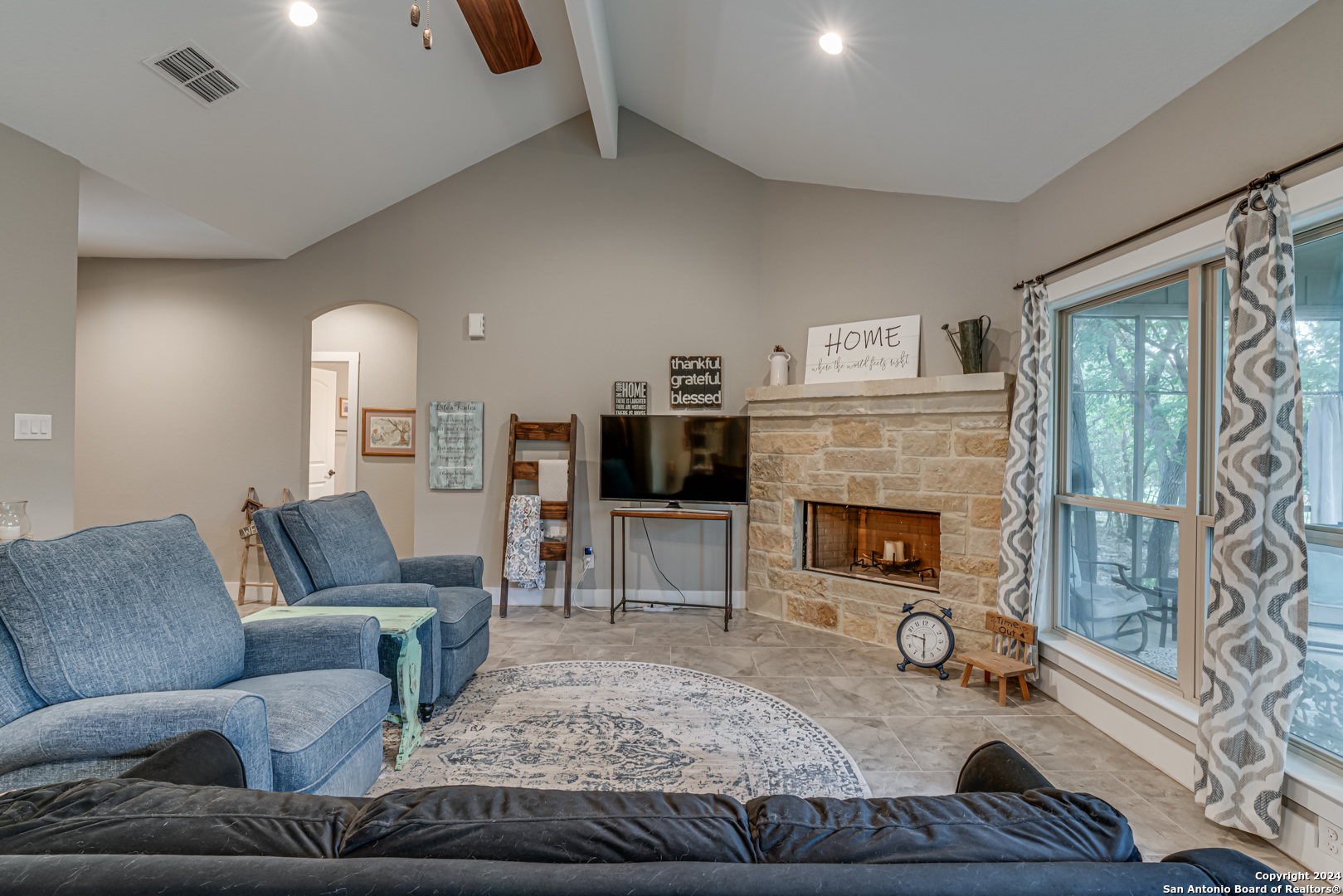1025 Persimmon Pass
