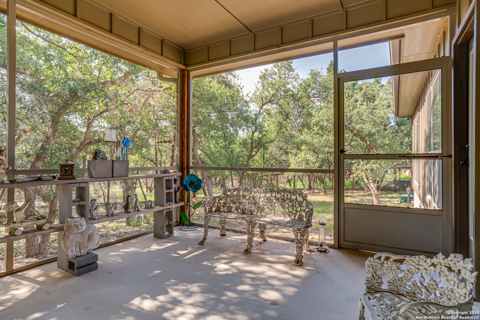 1025 Persimmon Pass