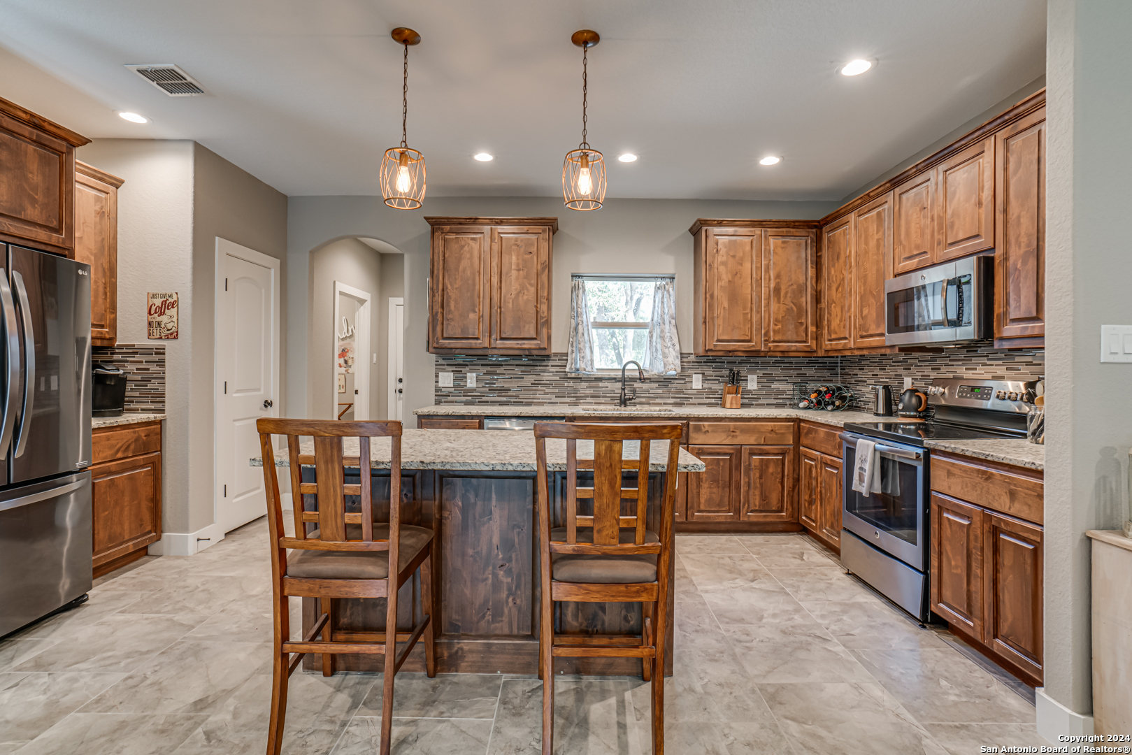 1025 Persimmon Pass