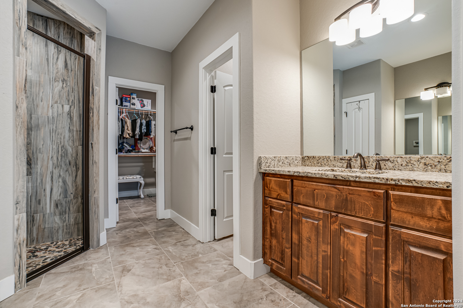 1025 Persimmon Pass