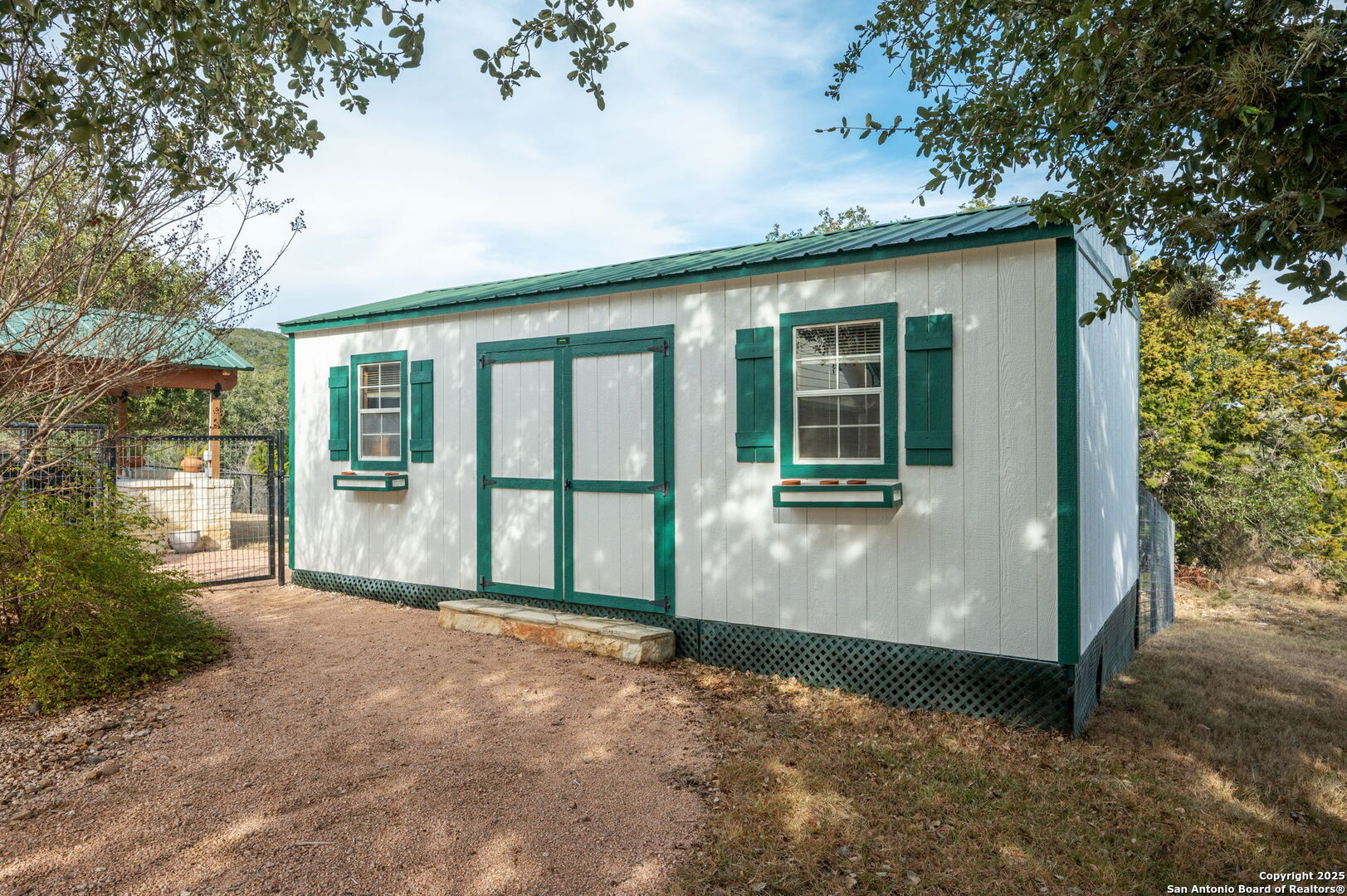 1424 LATIGO BLVD