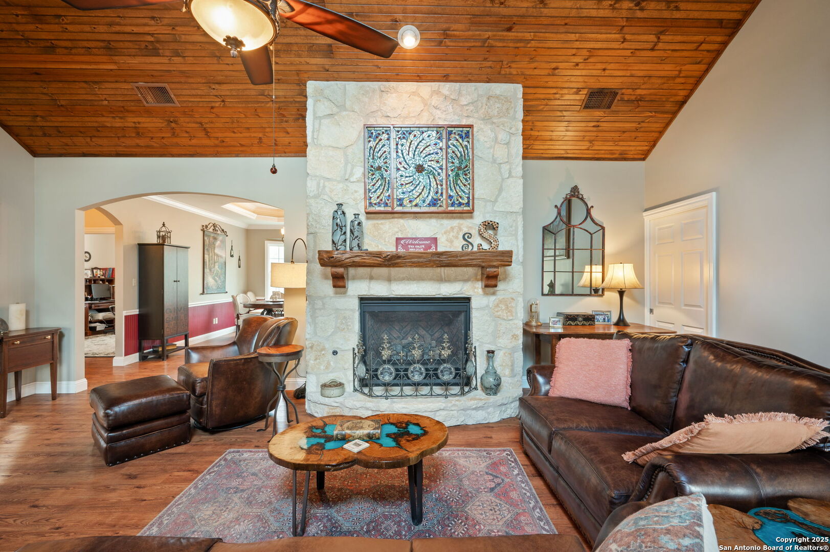 1424 LATIGO BLVD