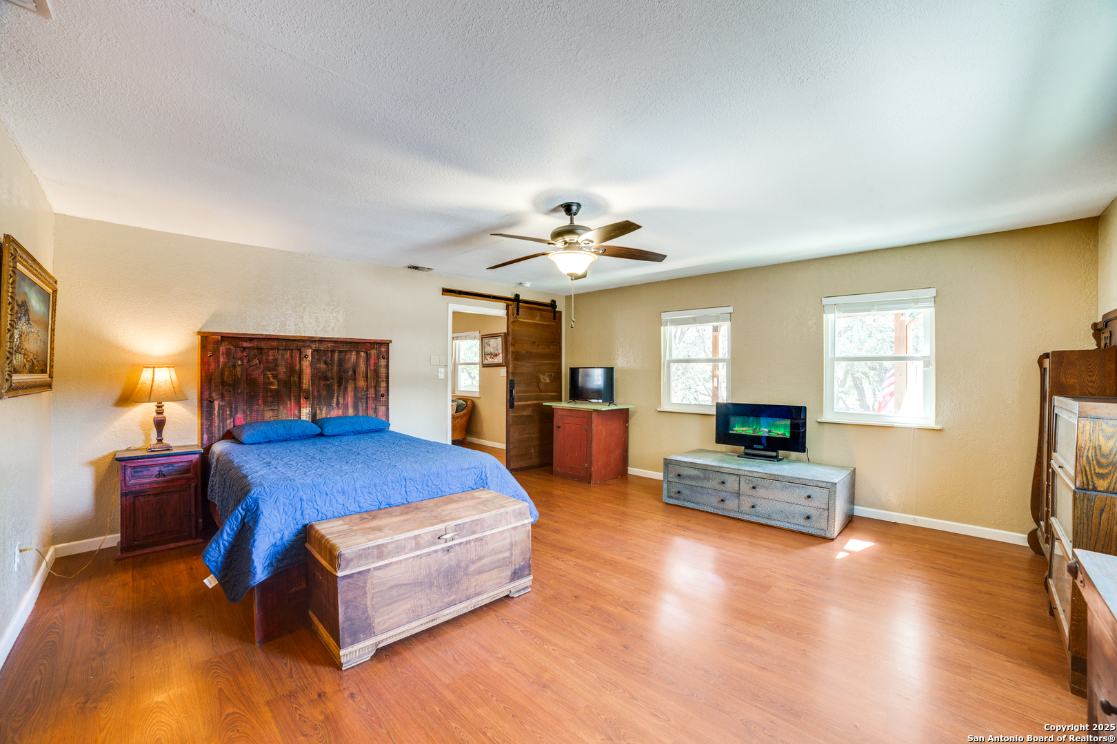 954 Lakeside