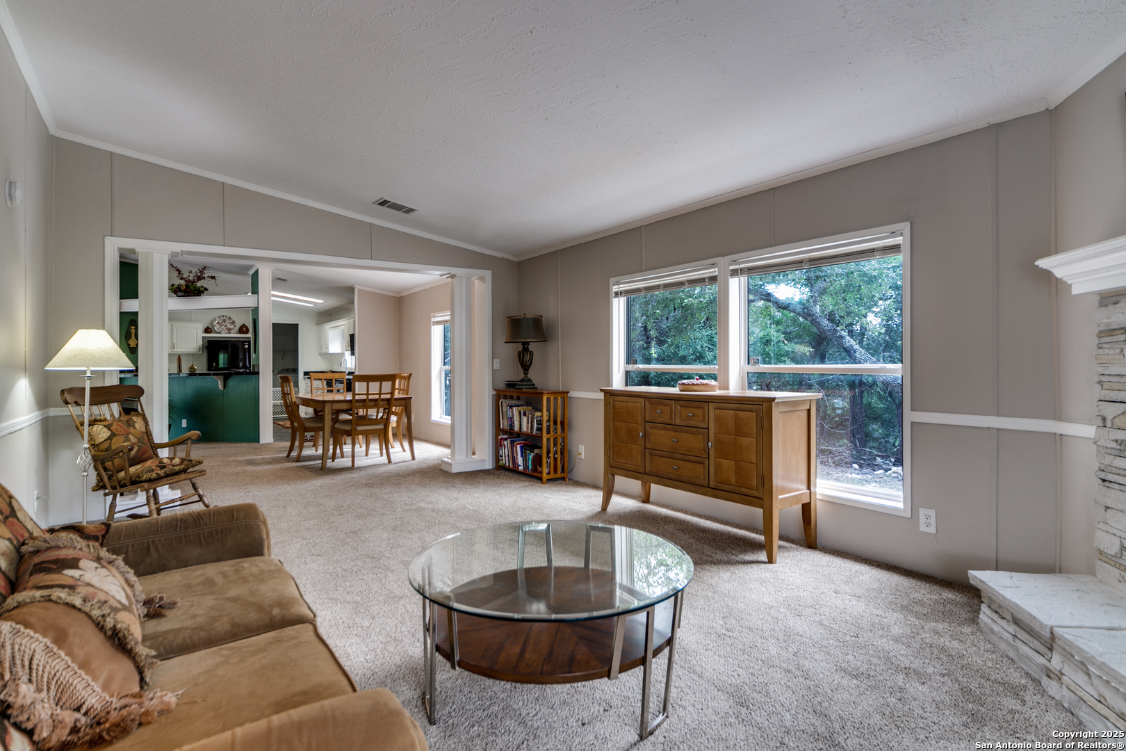1094 Northlake