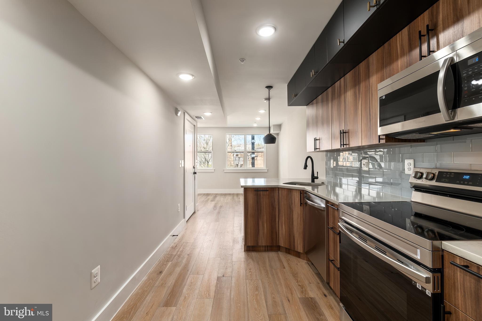 2011 BENNING ROAD NE 3