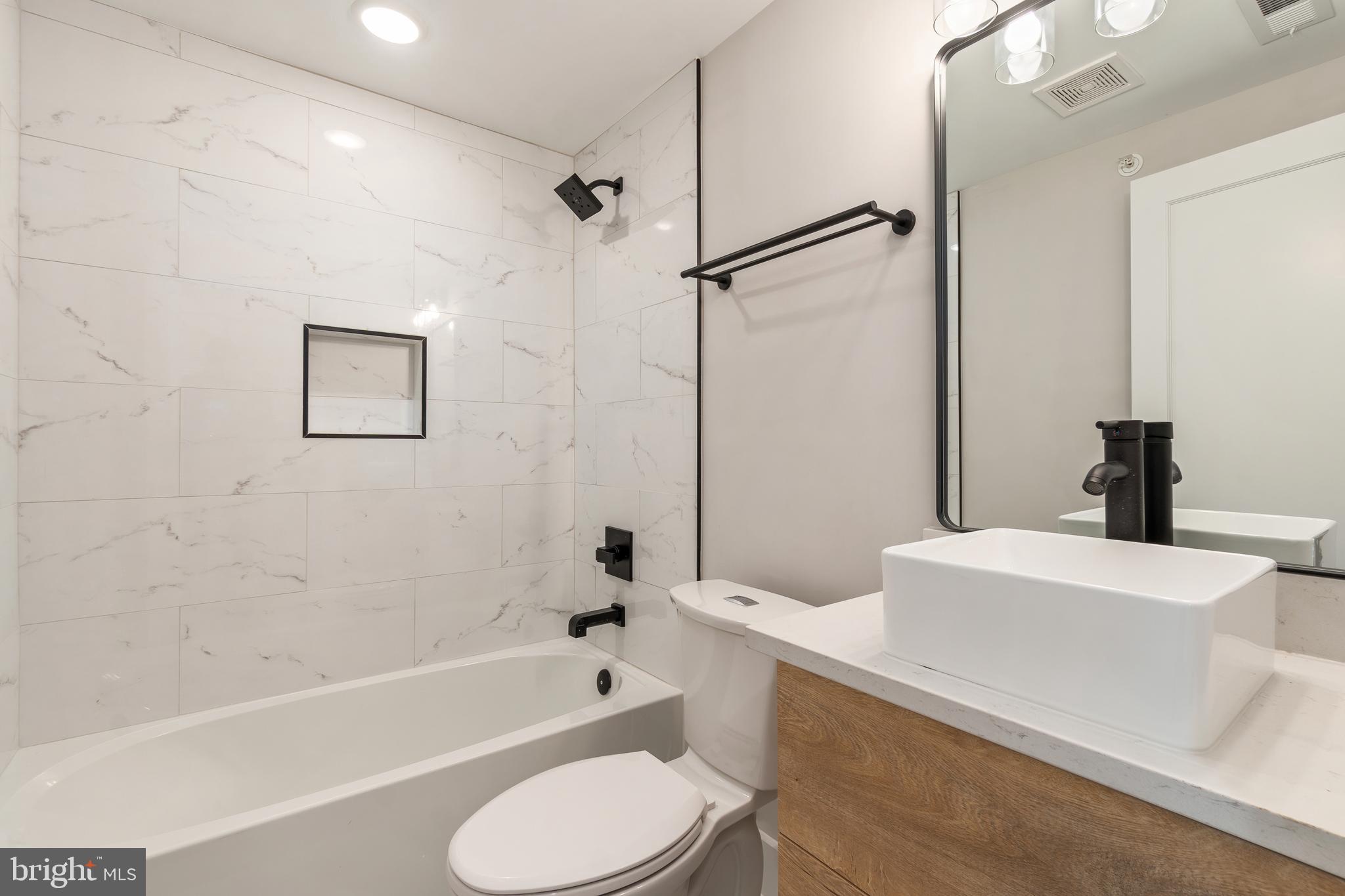 2011 BENNING ROAD NE 3