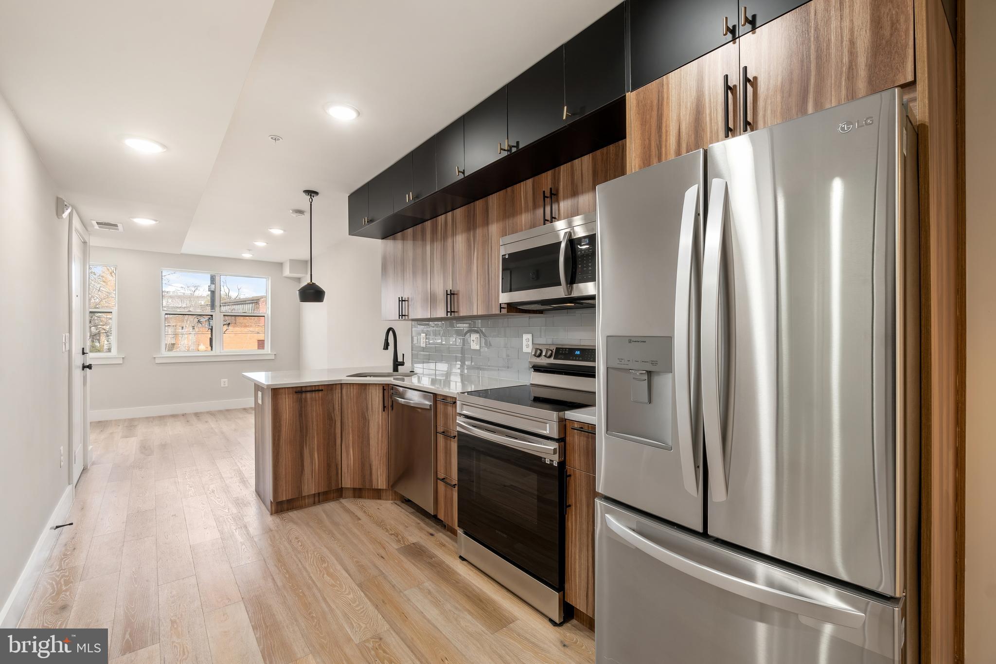 2011 BENNING ROAD NE 3