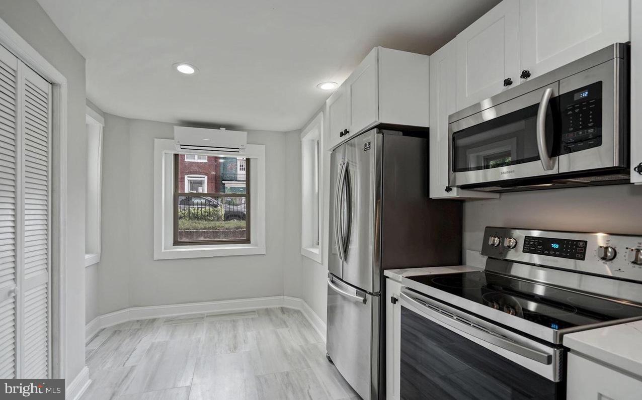 1201 4TH STREET NW B