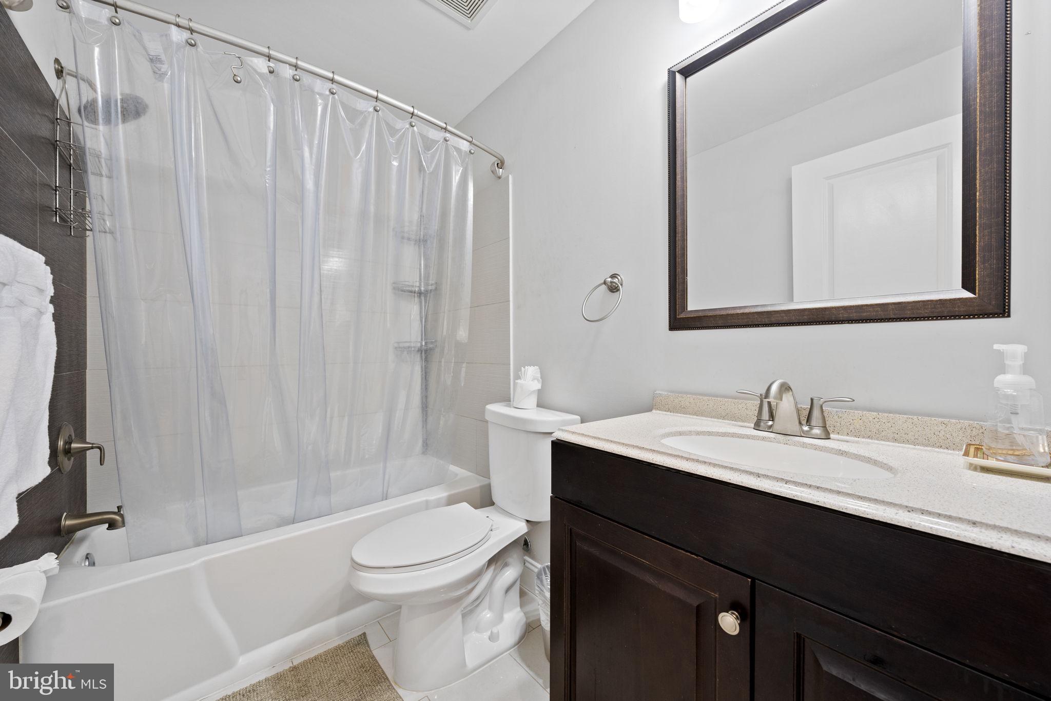 3002 FRANKLIN STREET NE