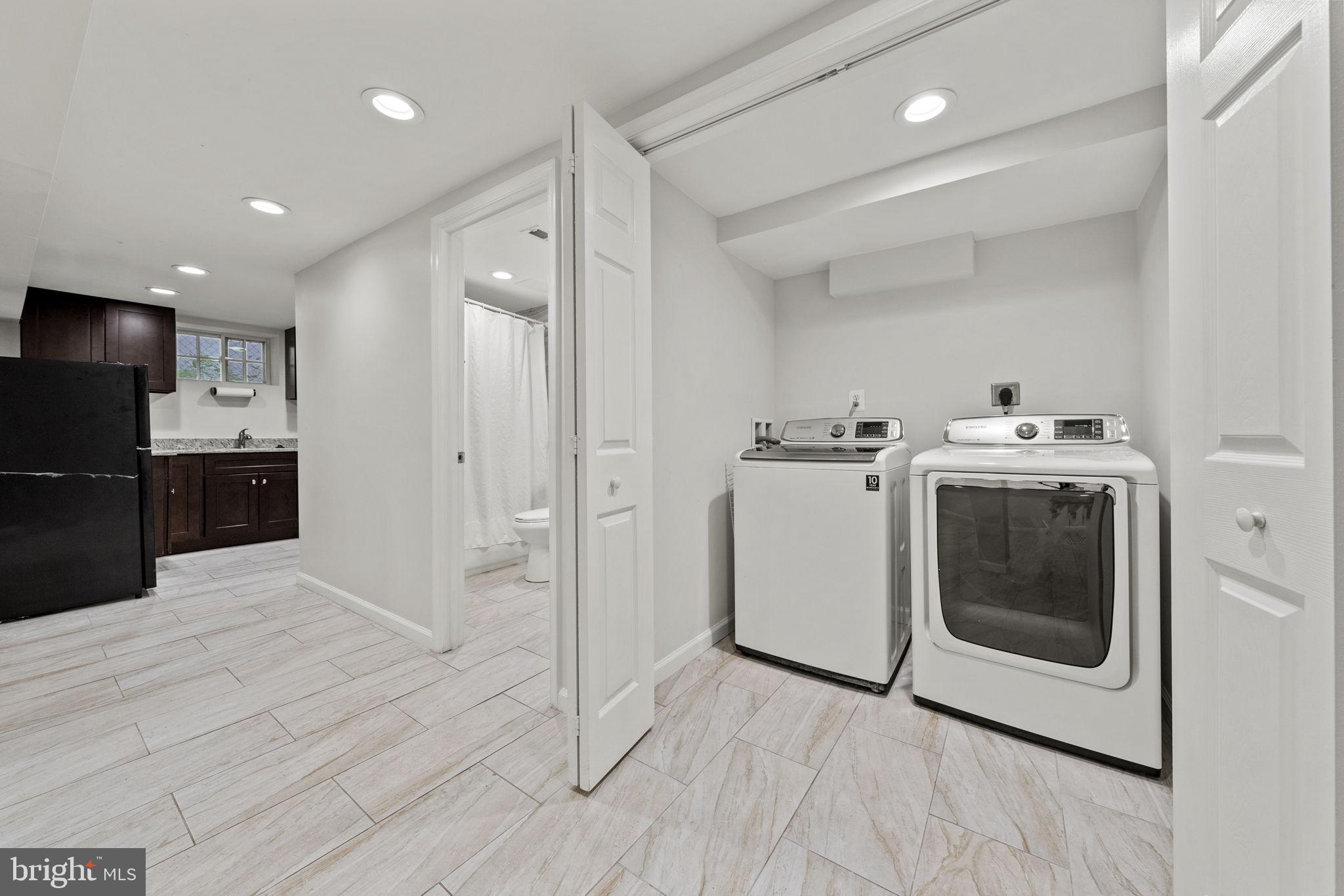 3002 FRANKLIN STREET NE