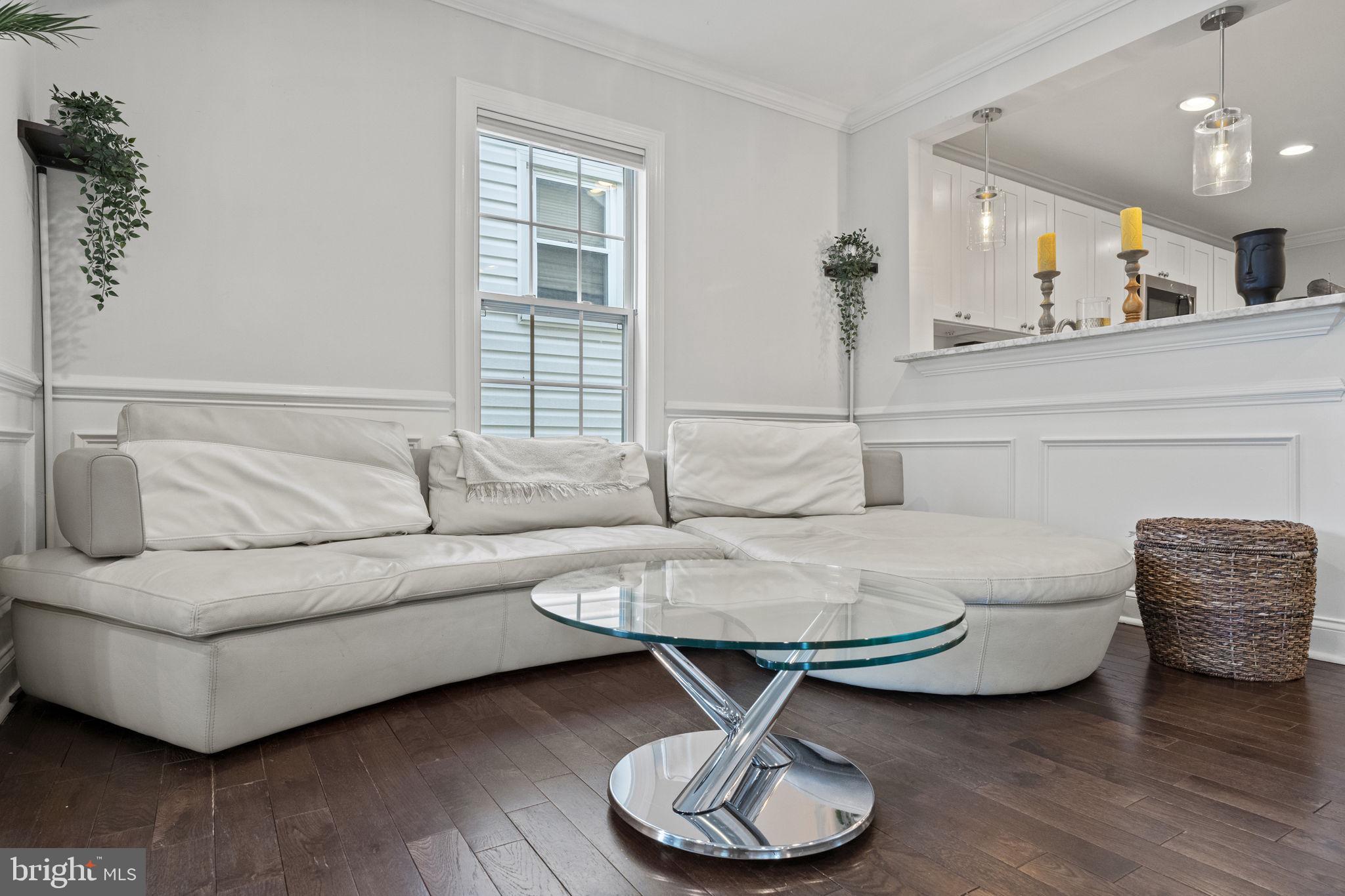 3002 FRANKLIN STREET NE