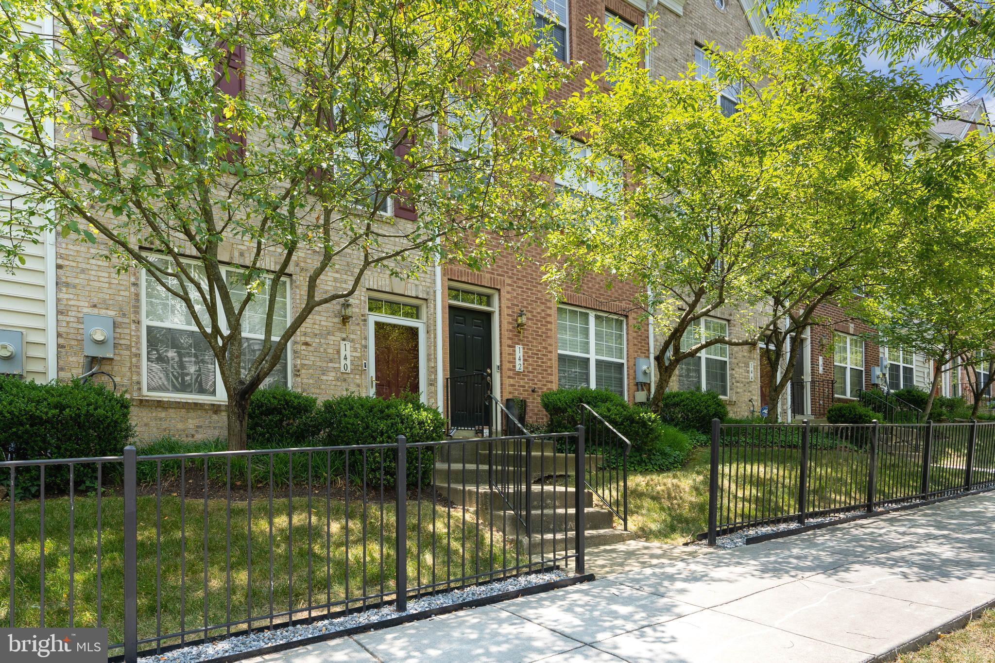 140 DANBURY STREET SW