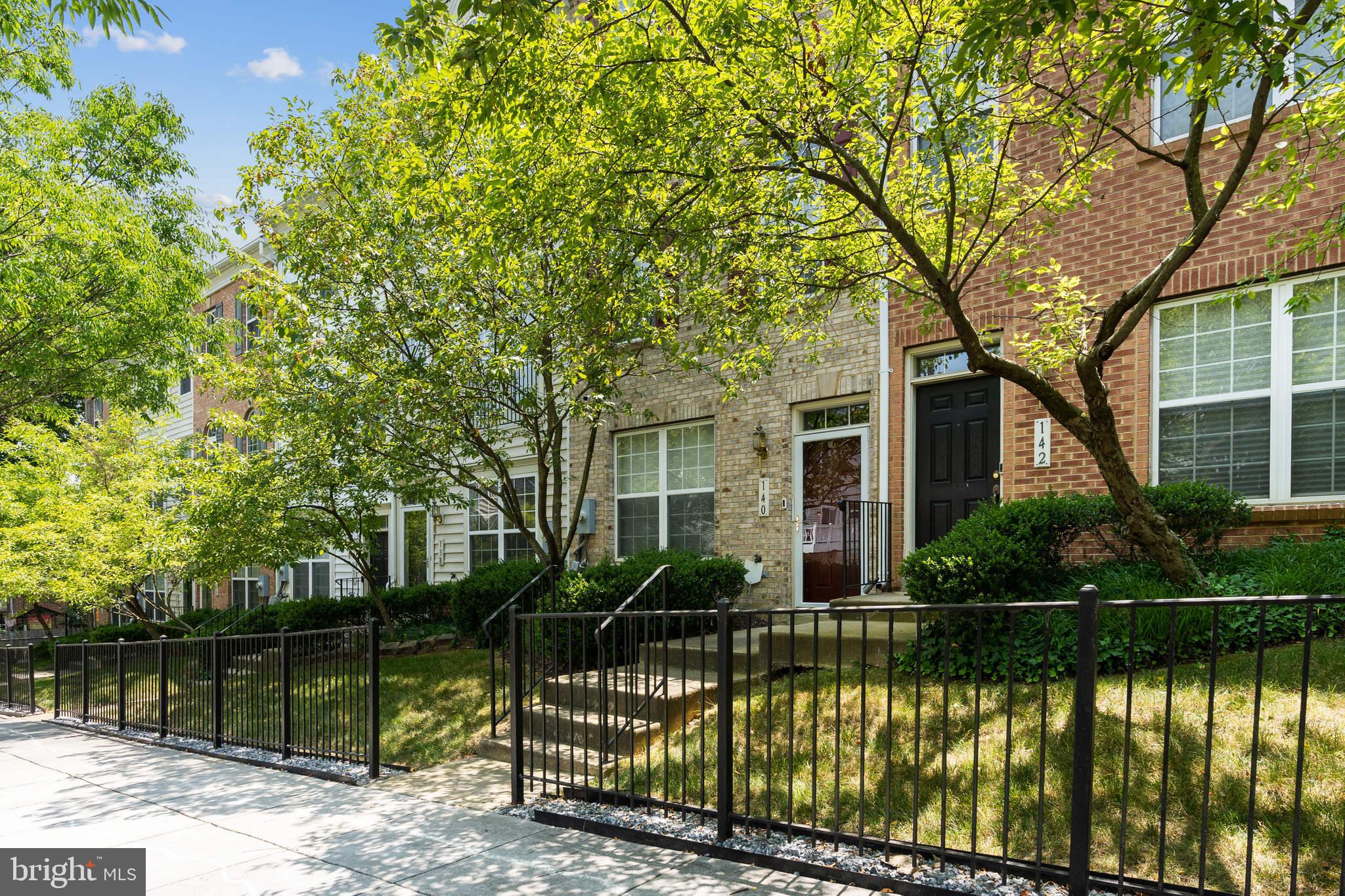 140 DANBURY STREET SW