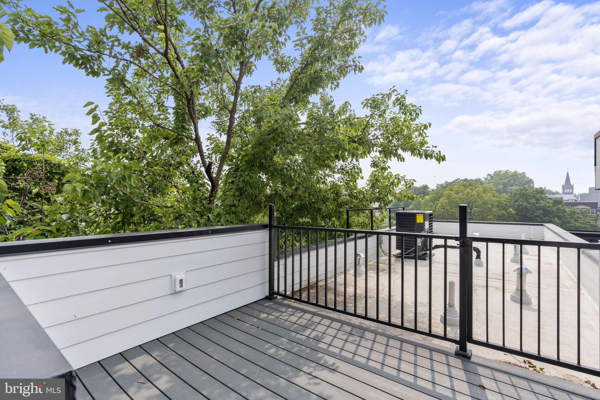 1539 4TH STREET NW 2