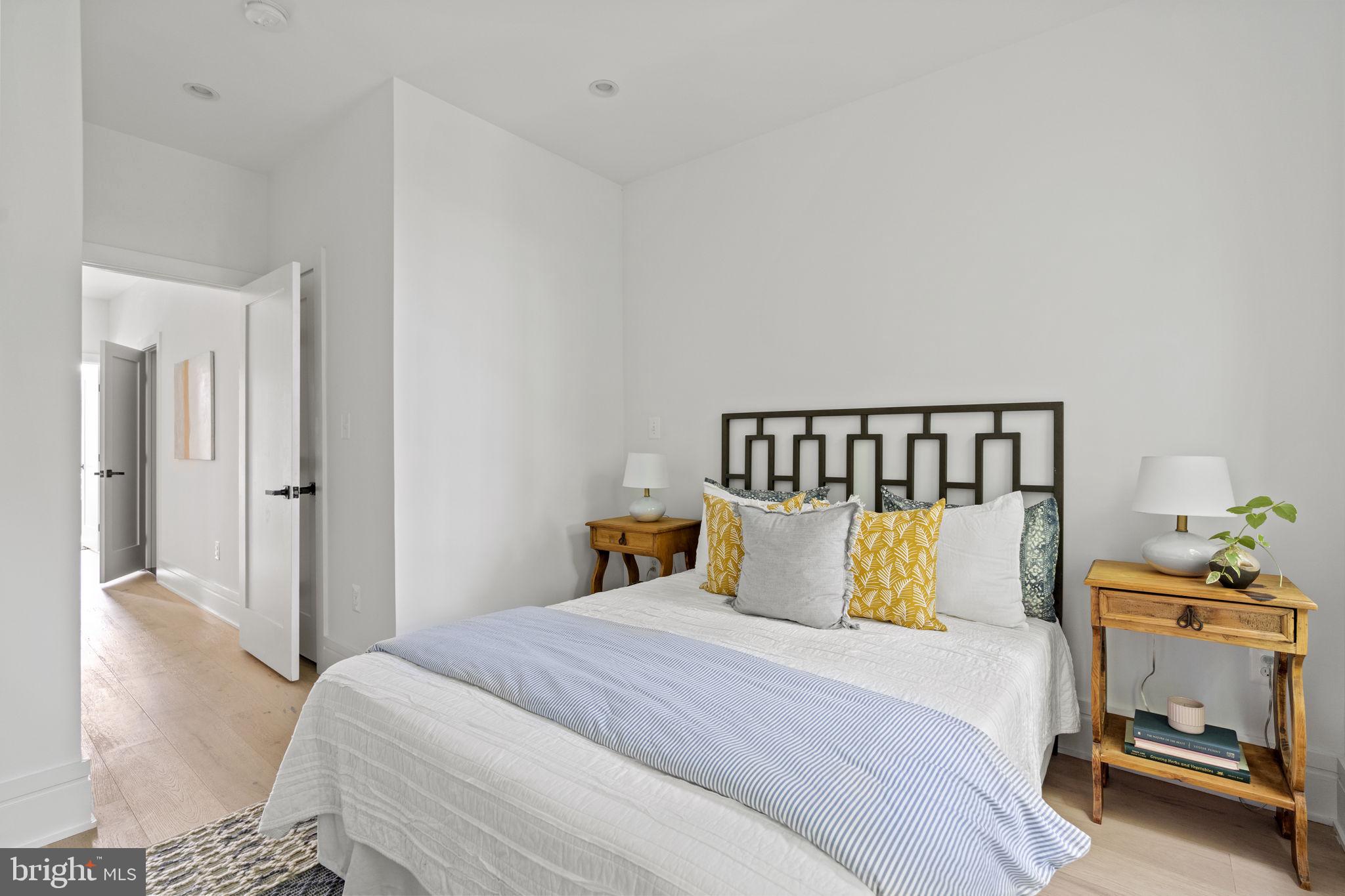 1539 4TH STREET NW 2