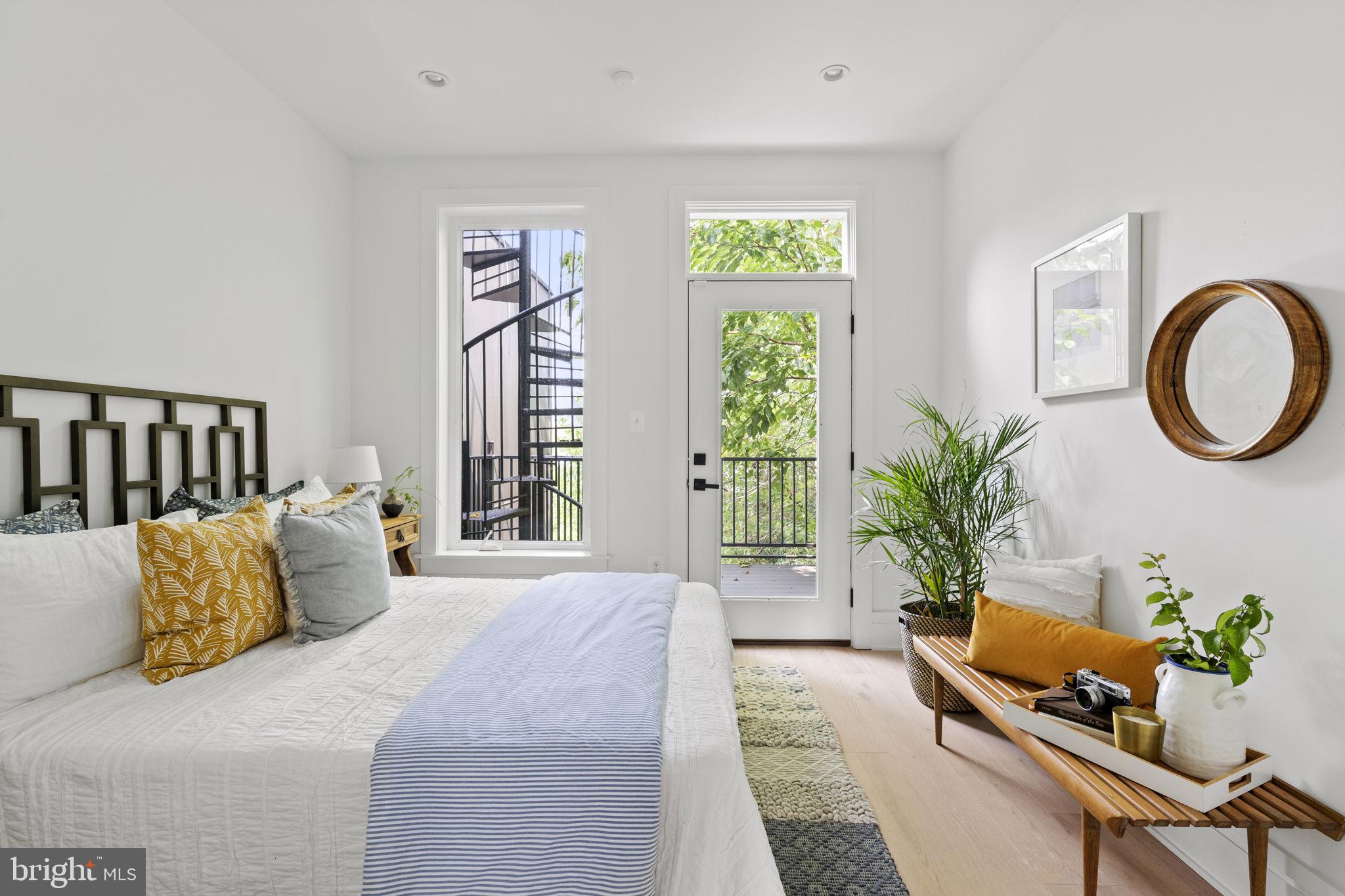 1539 4TH STREET NW 2