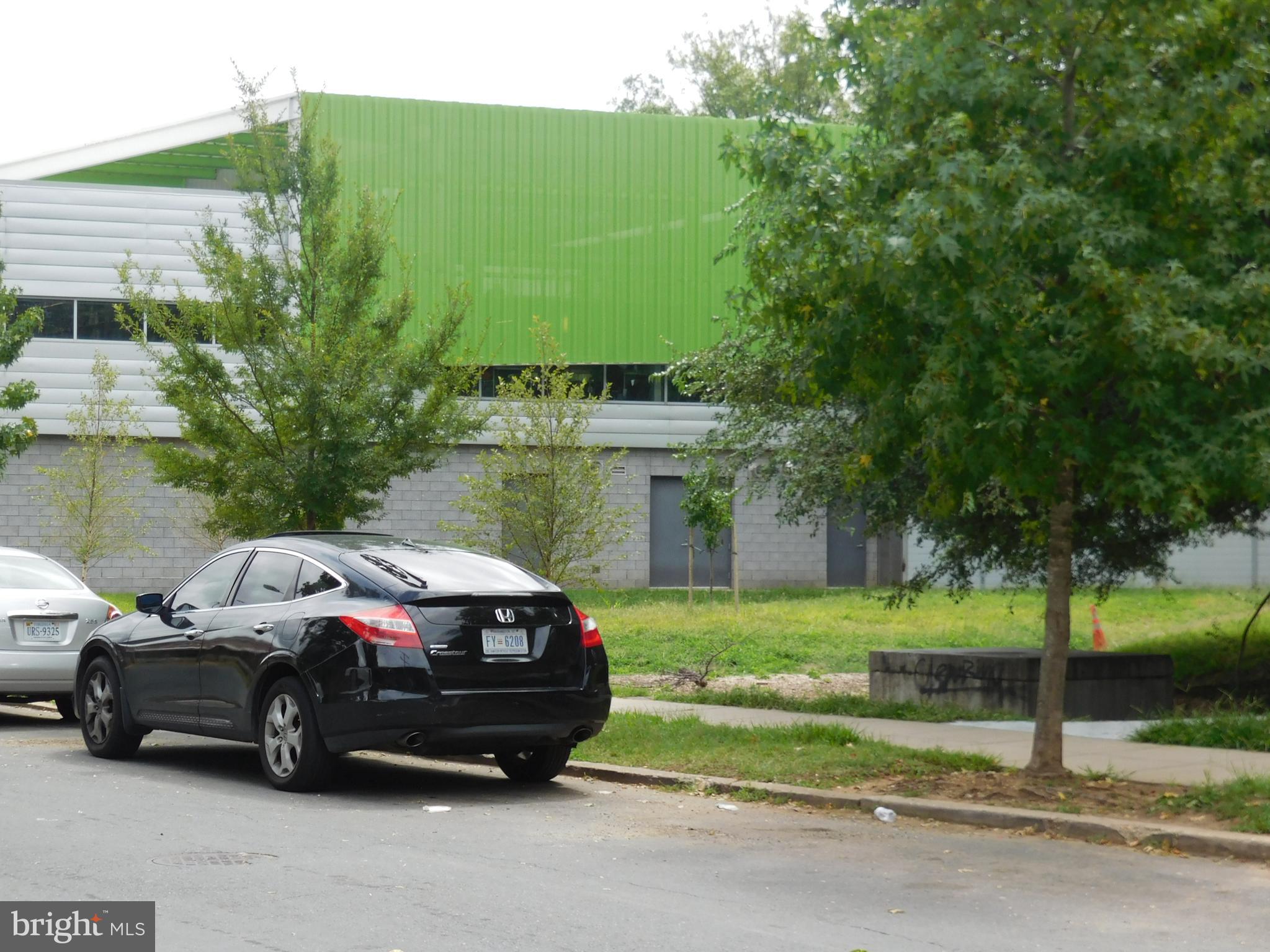 1907 18TH STREET SE 4