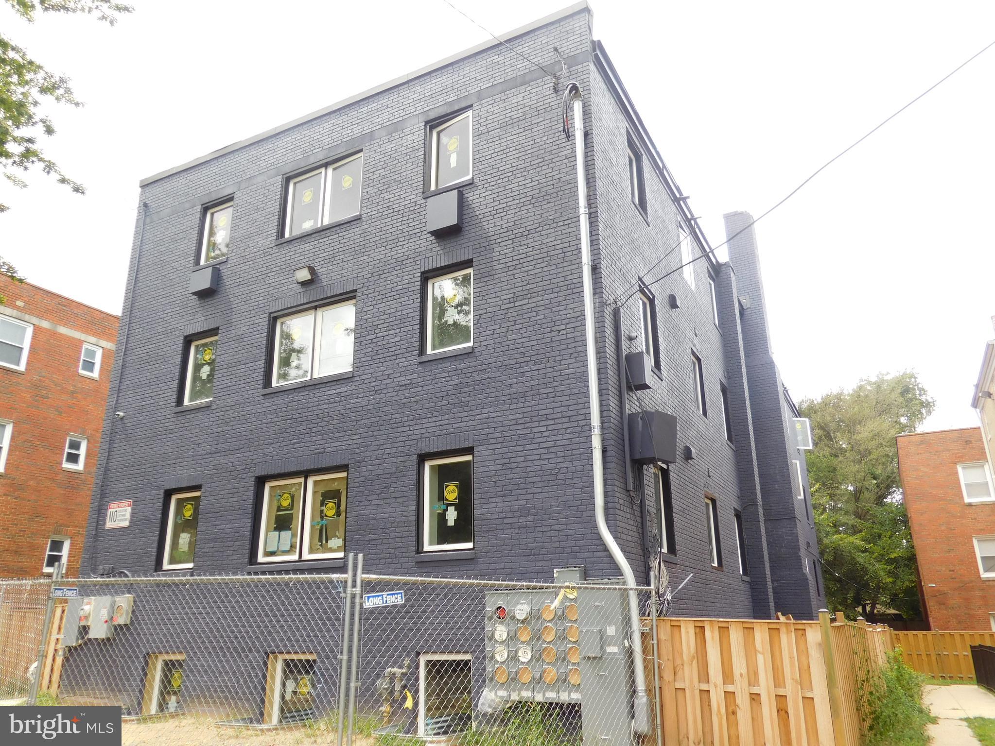 1907 18TH STREET SE 4