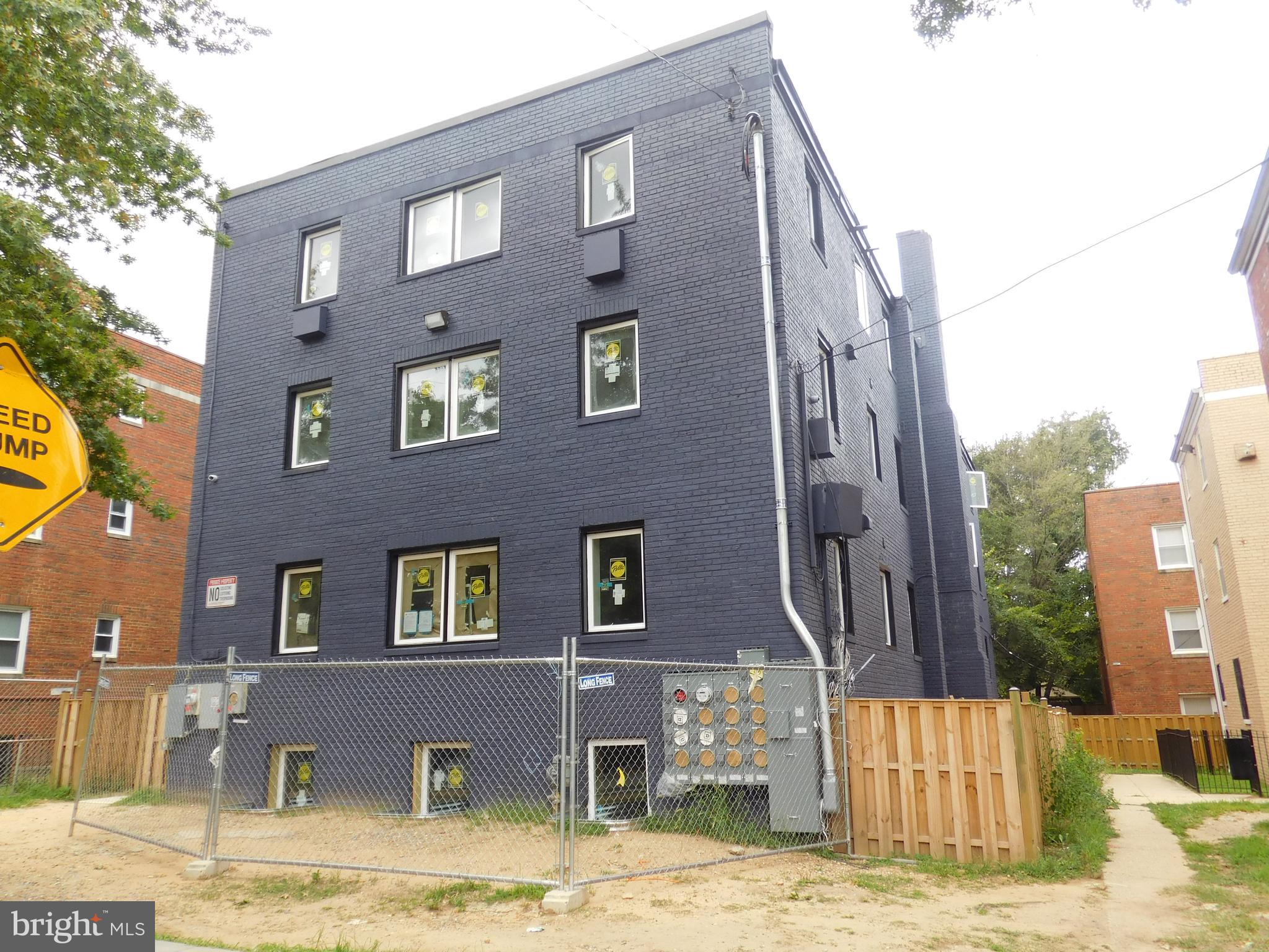 1907 18TH STREET SE 4