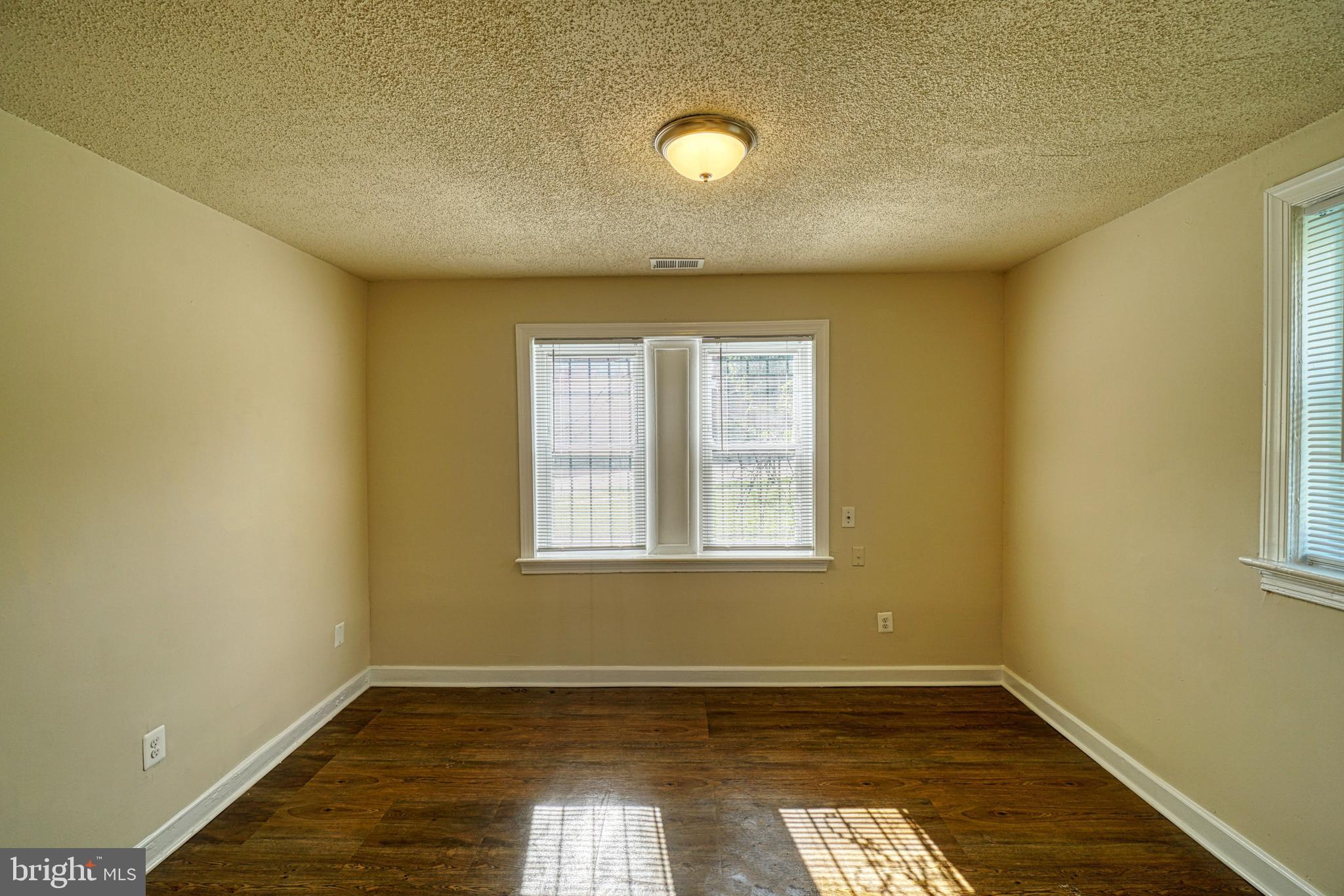 2801 JASPER STREET SE 1