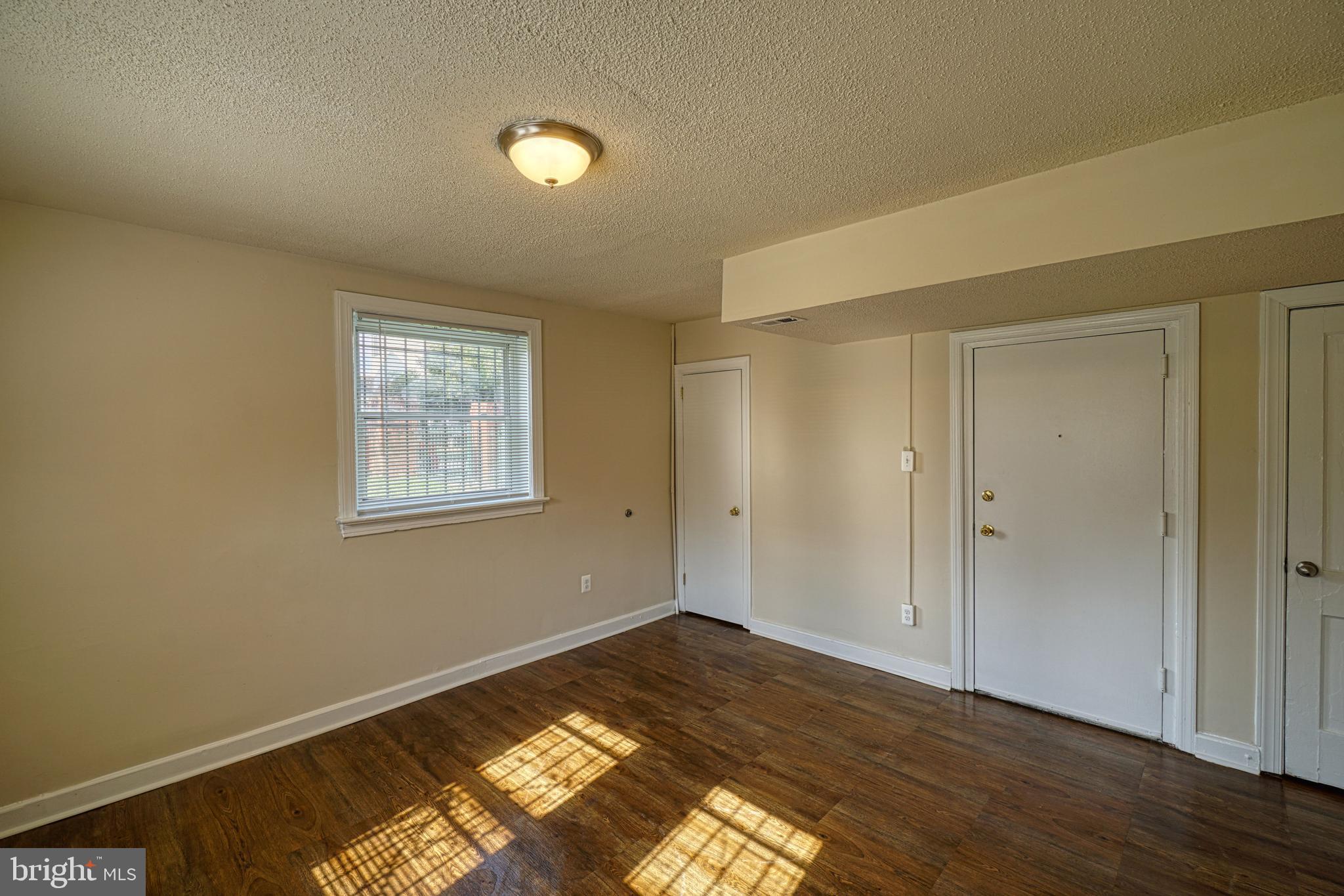 2801 JASPER STREET SE 1