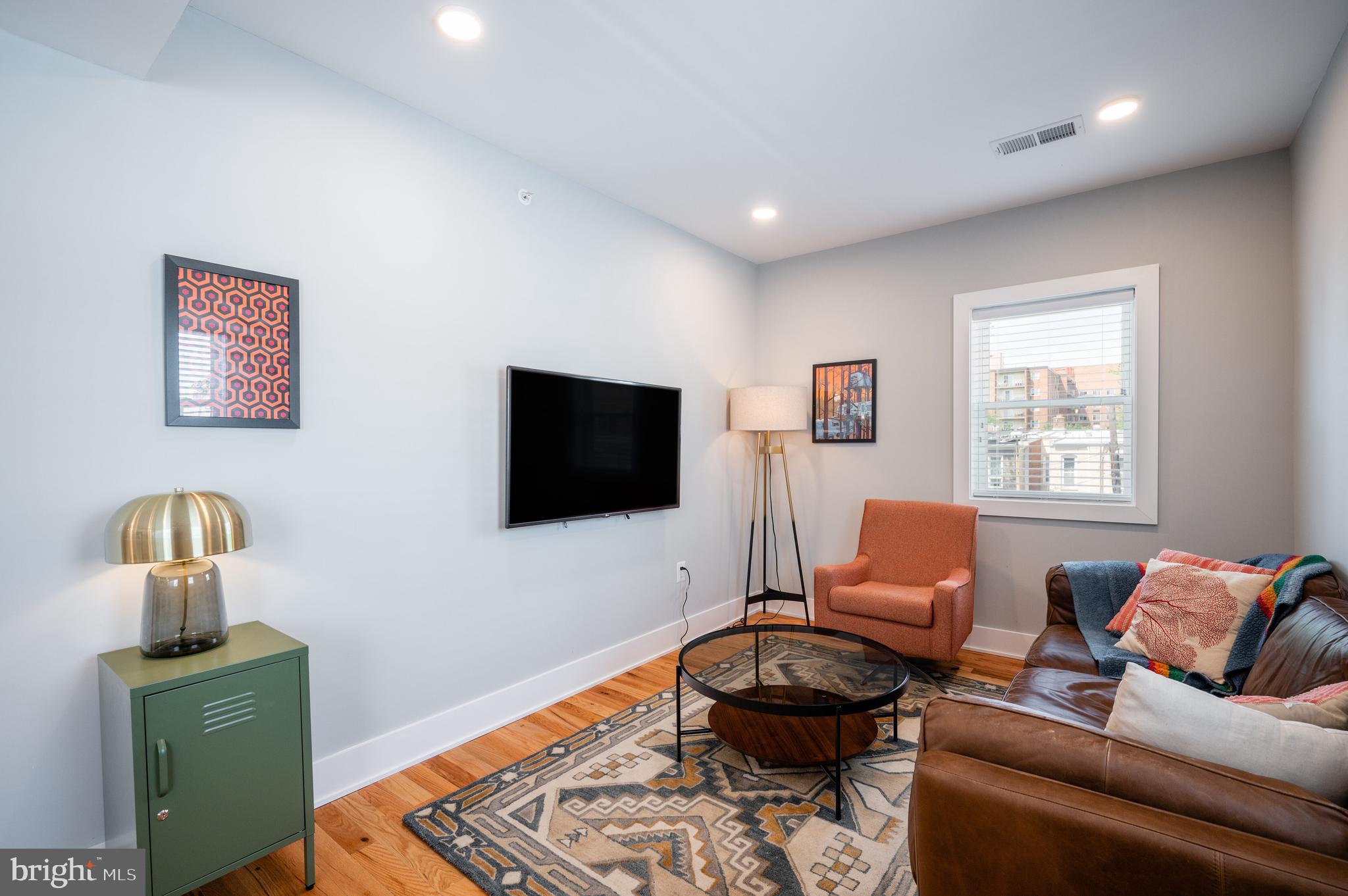 714 11TH STREET NE 302