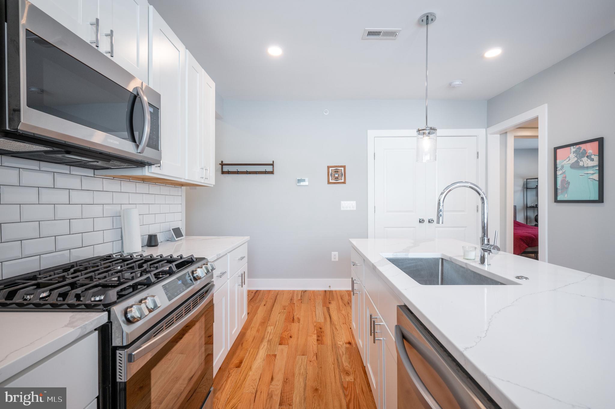 714 11TH STREET NE 302