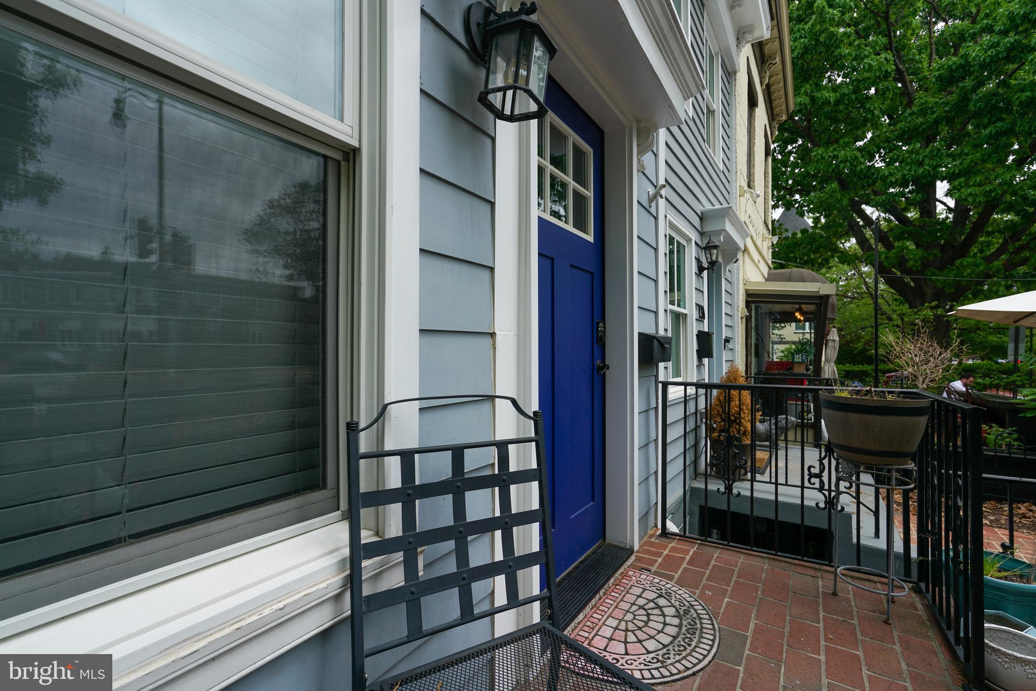 728 MARYLAND AVENUE NE