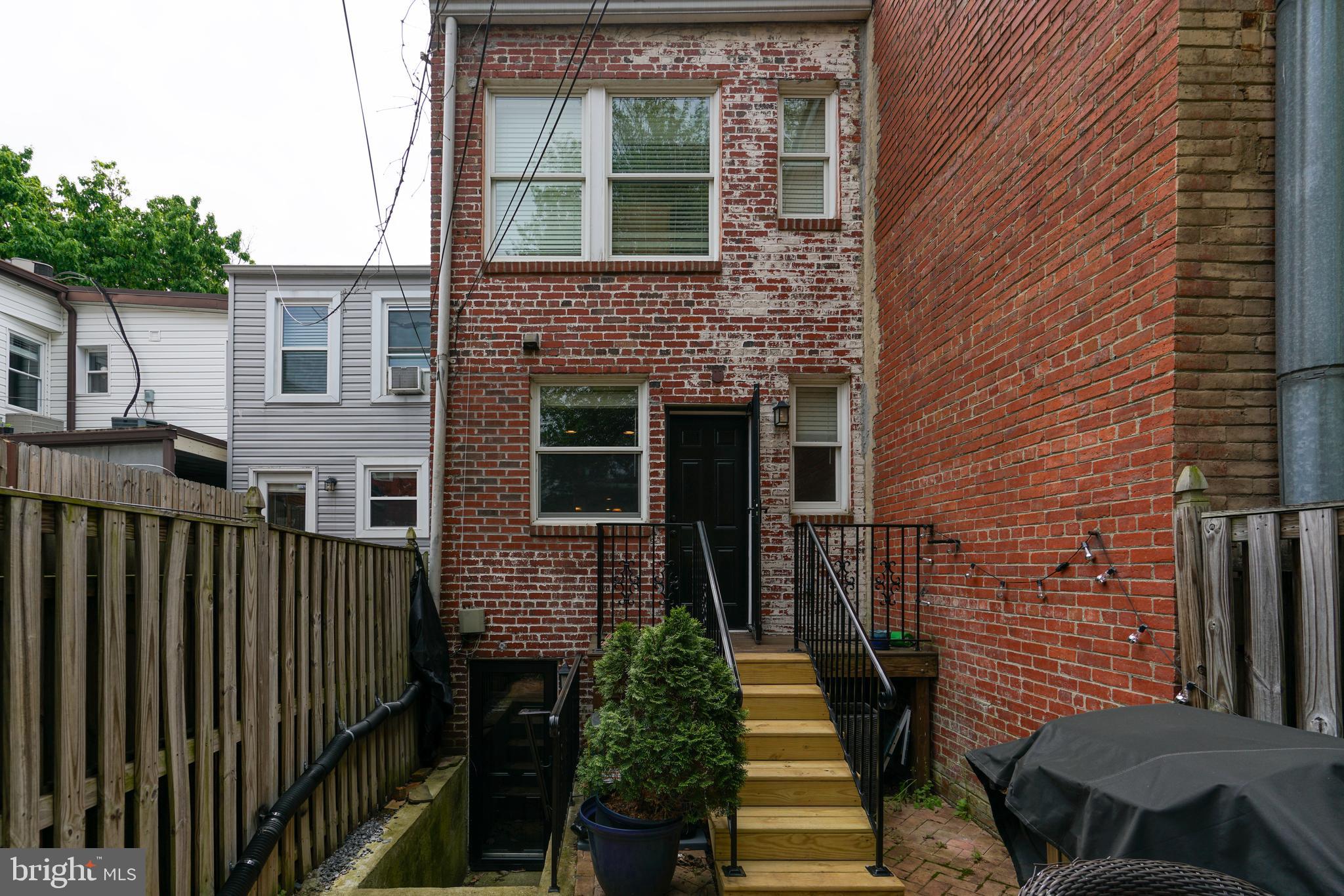 728 MARYLAND AVENUE NE