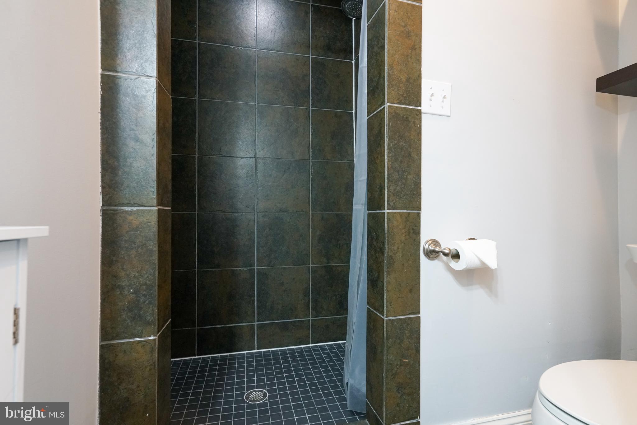 728 MARYLAND AVENUE NE