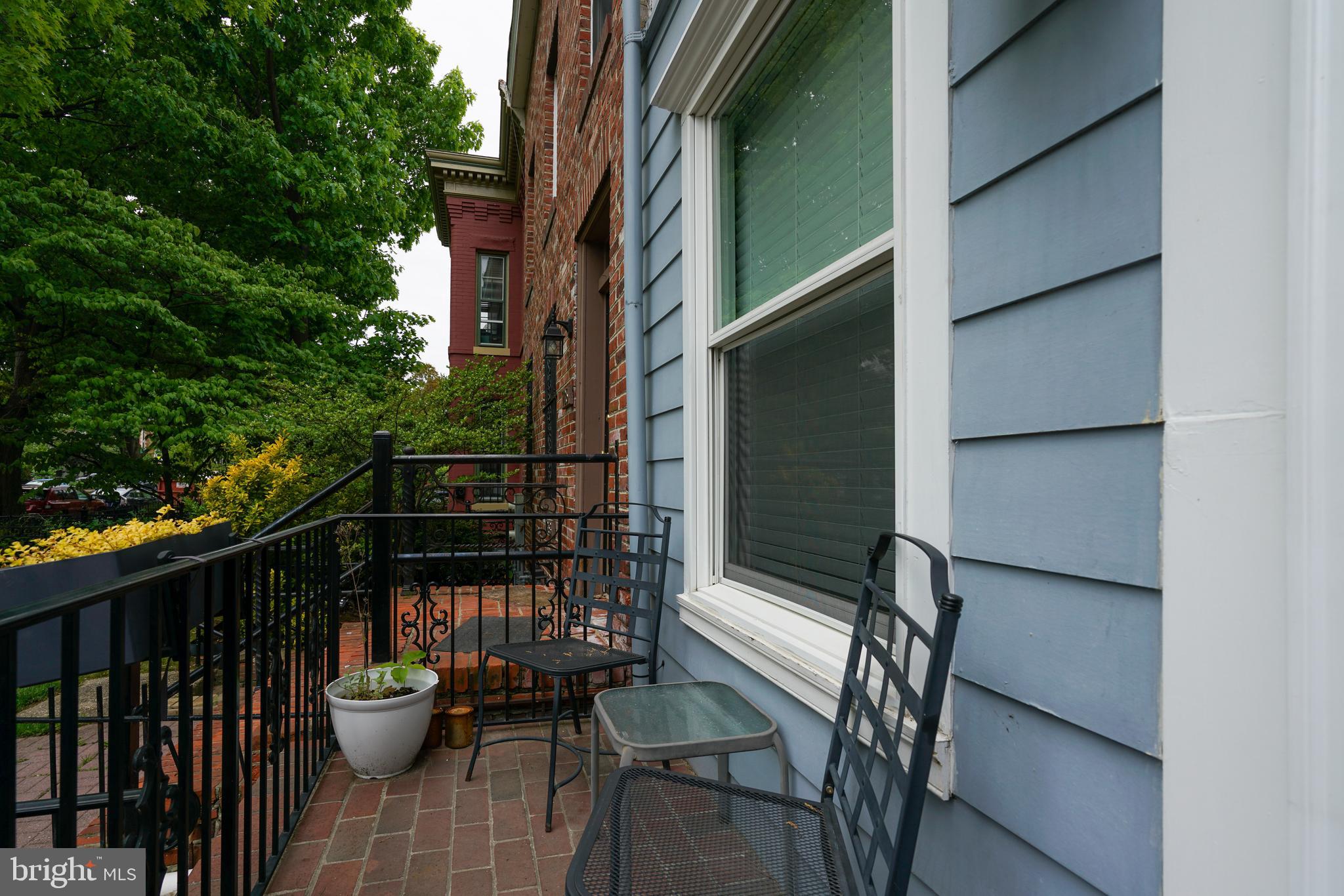 728 MARYLAND AVENUE NE