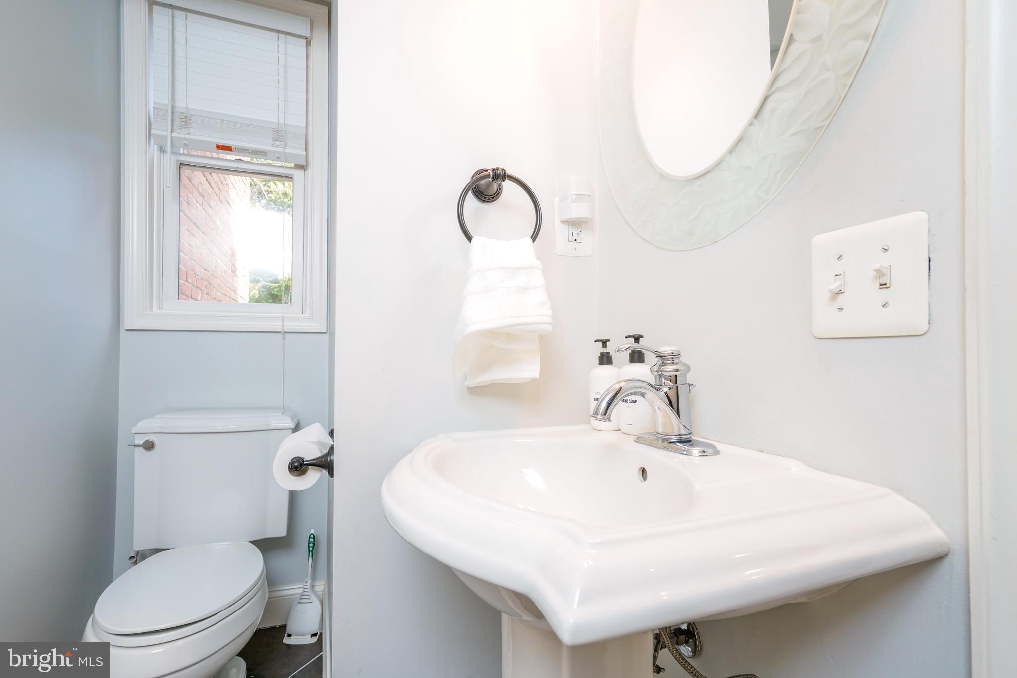 728 MARYLAND AVENUE NE