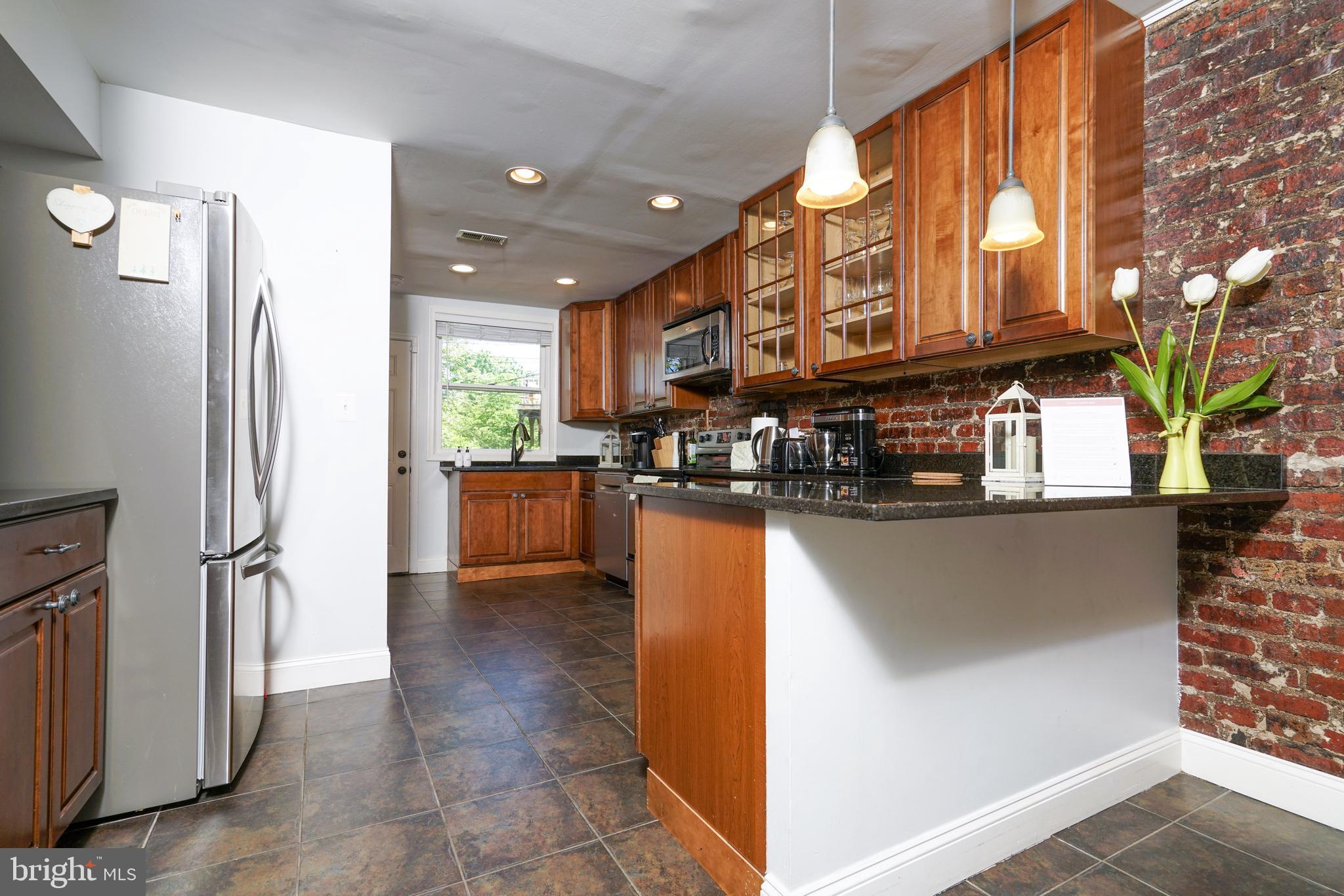 728 MARYLAND AVENUE NE