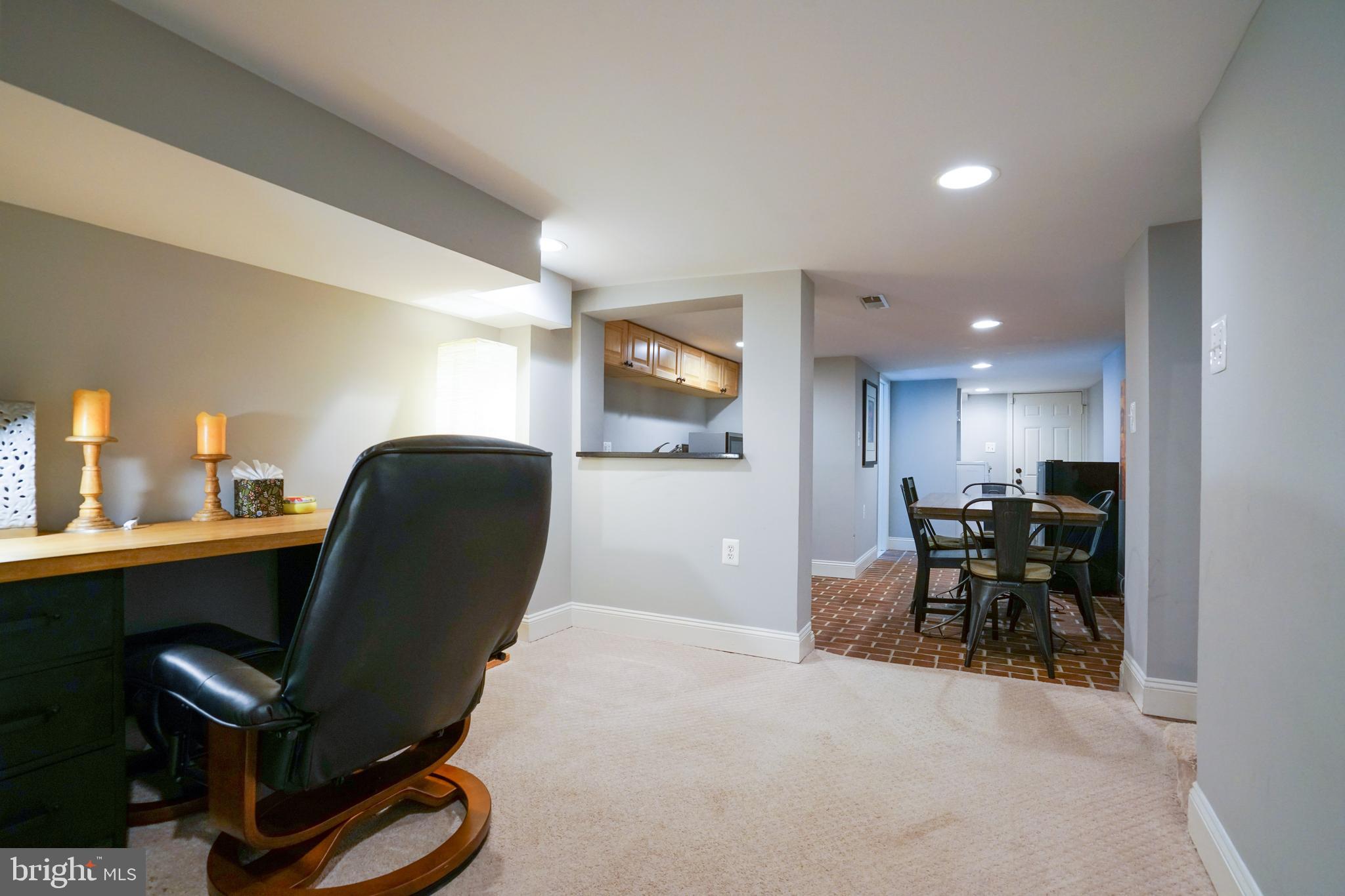 728 MARYLAND AVENUE NE