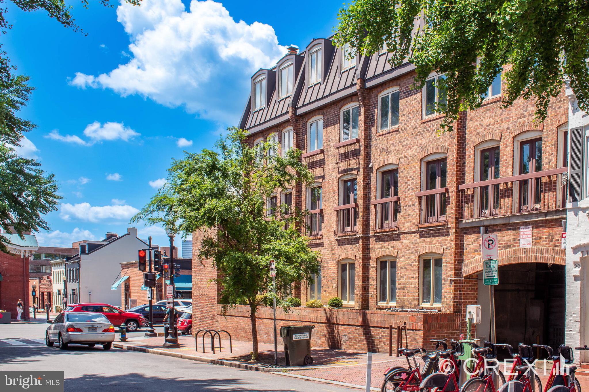 1200 POTOMAC STREET NW T5