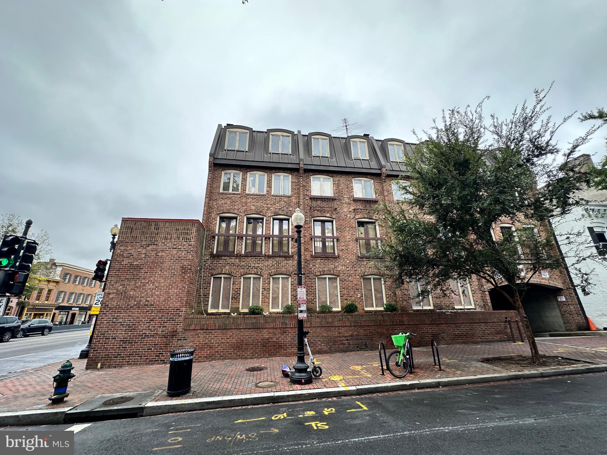 1200 POTOMAC STREET NW T5