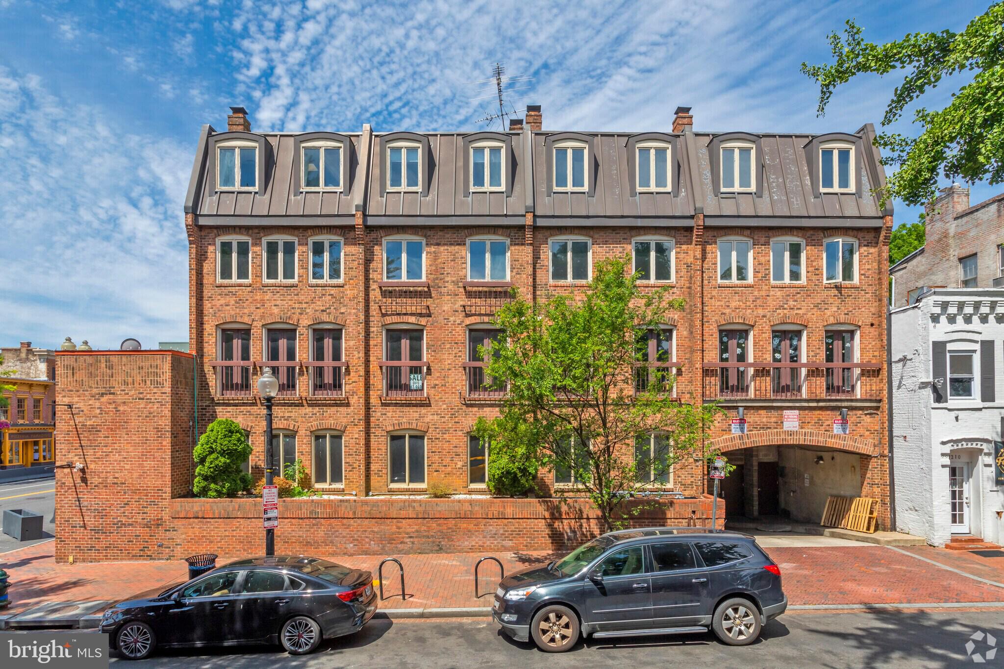 1200 POTOMAC STREET NW T5