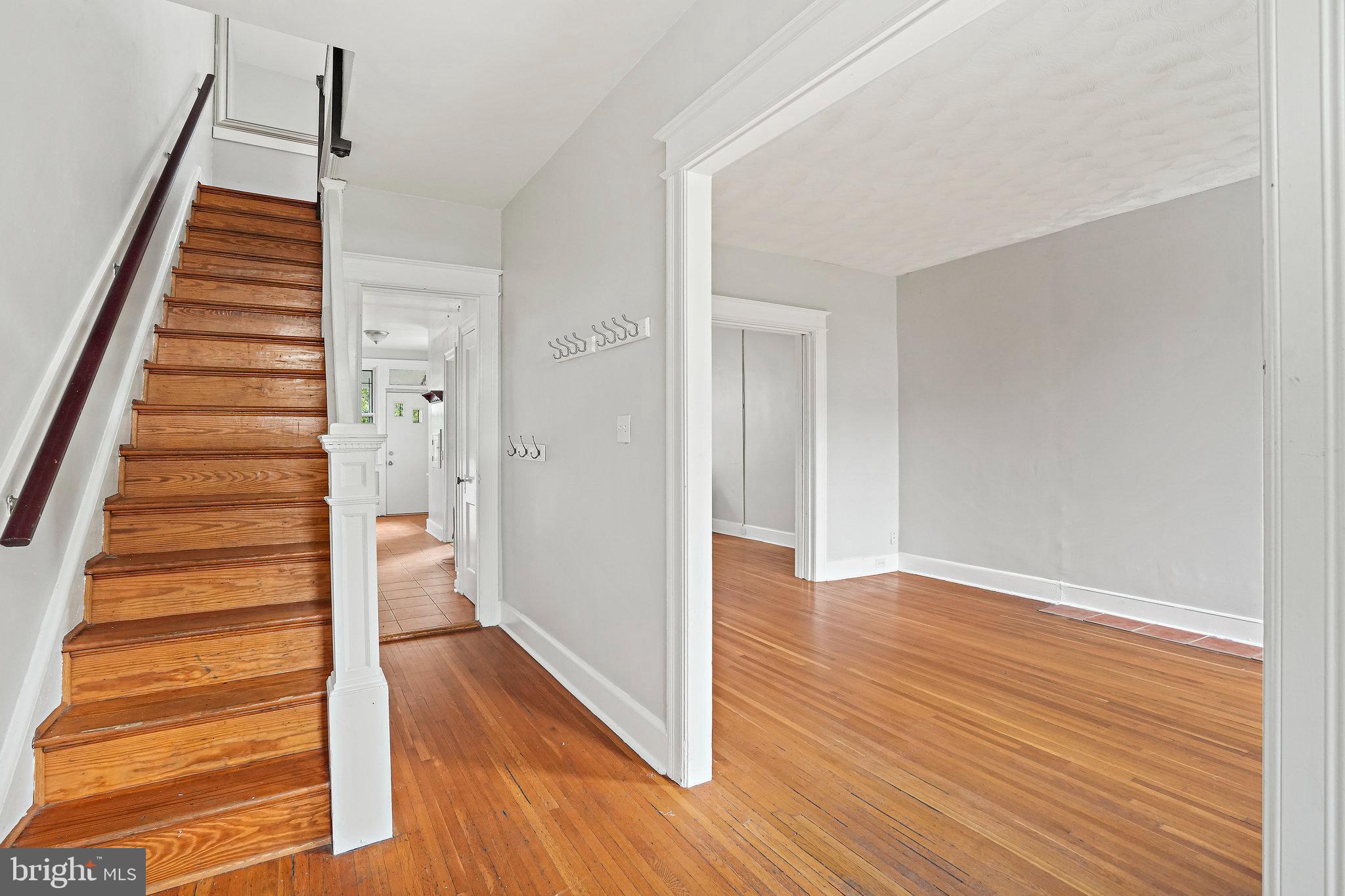 512 TAYLOR STREET NW