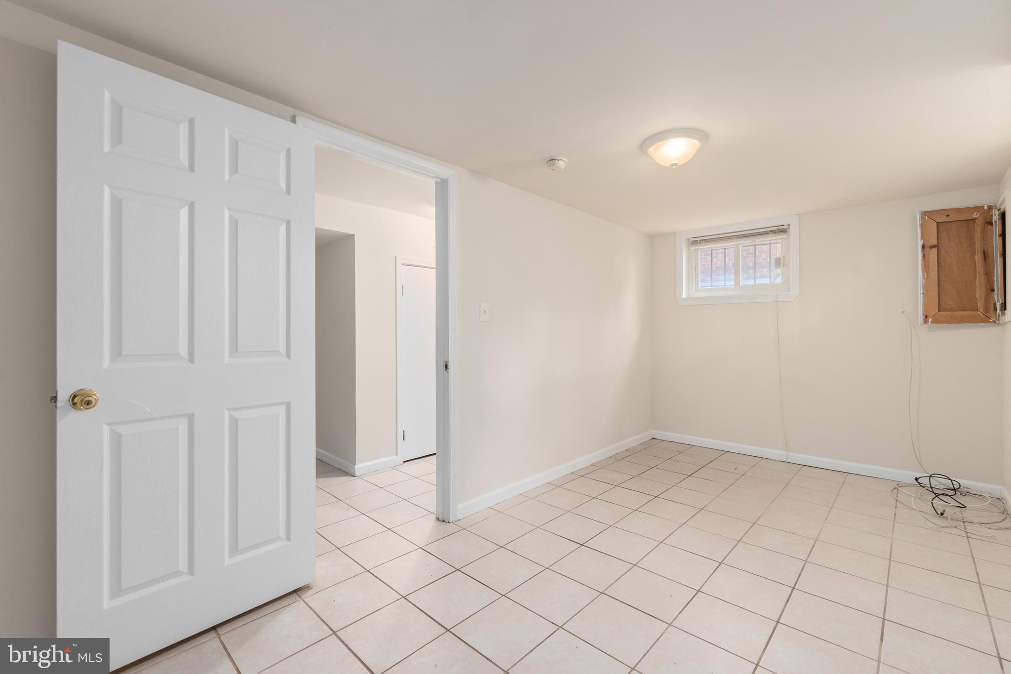 868 YUMA STREET SE