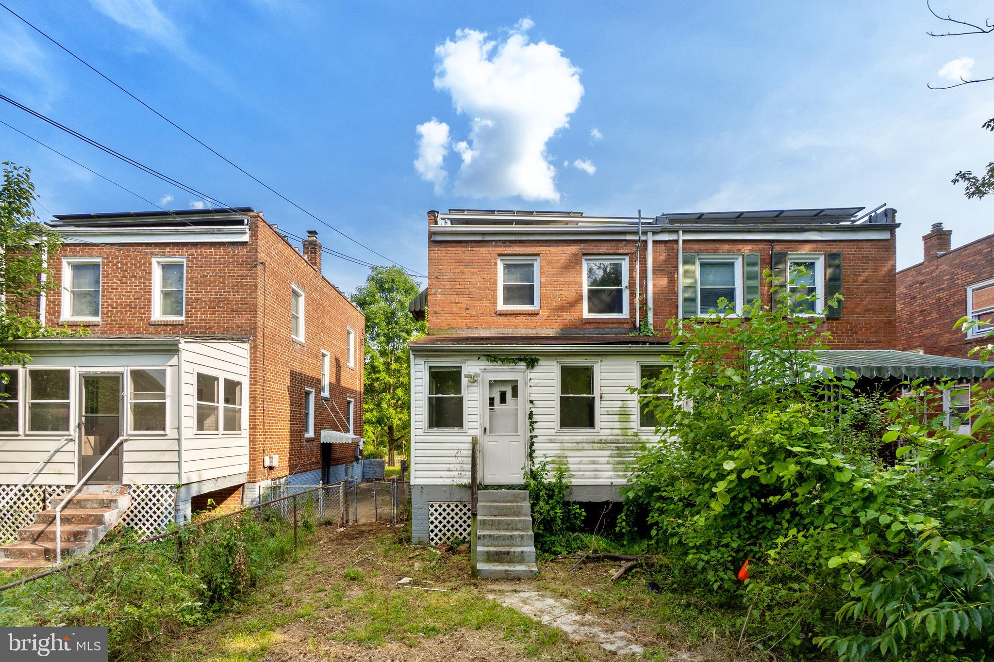 868 YUMA STREET SE