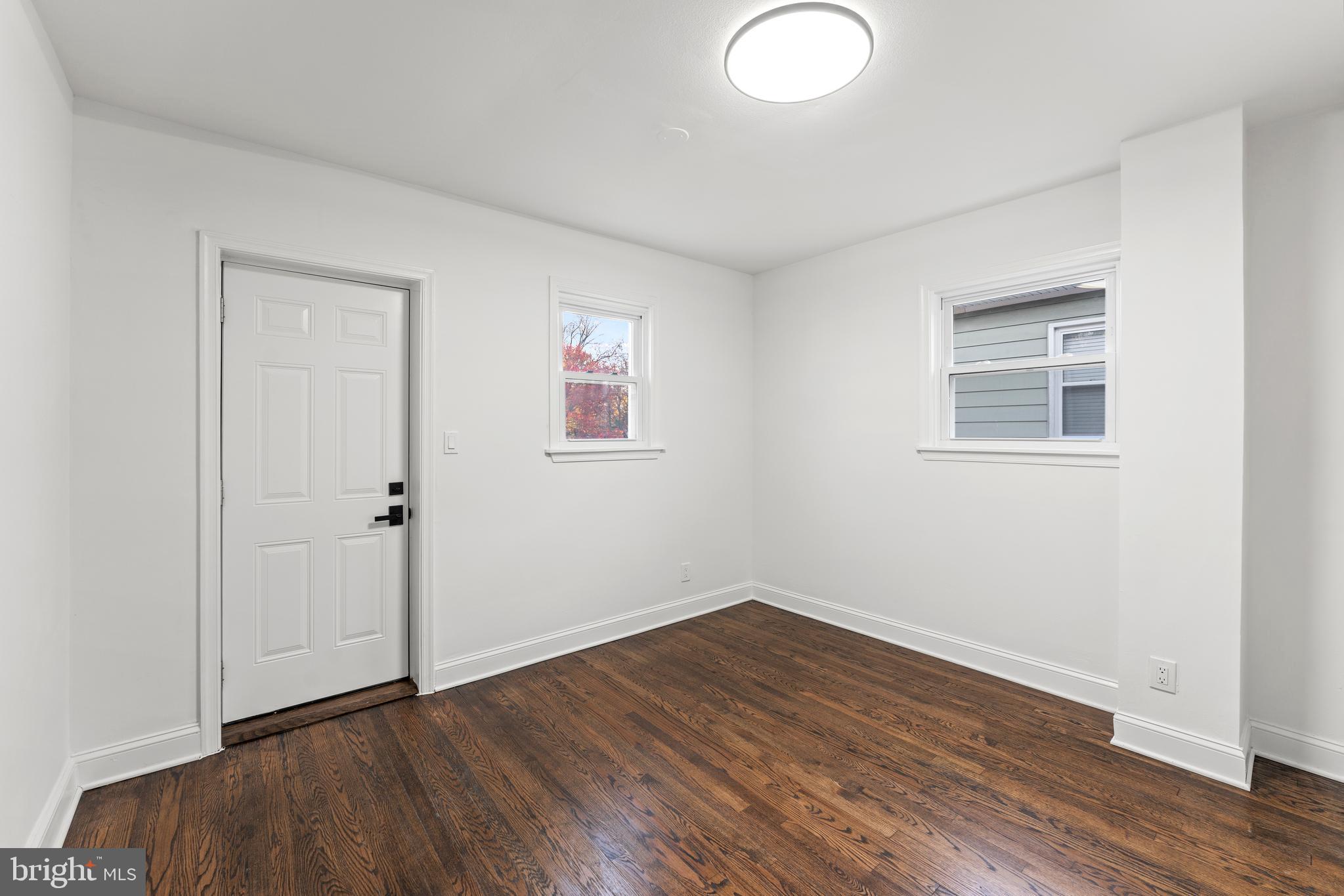 805 MALCOLM X AVENUE SE