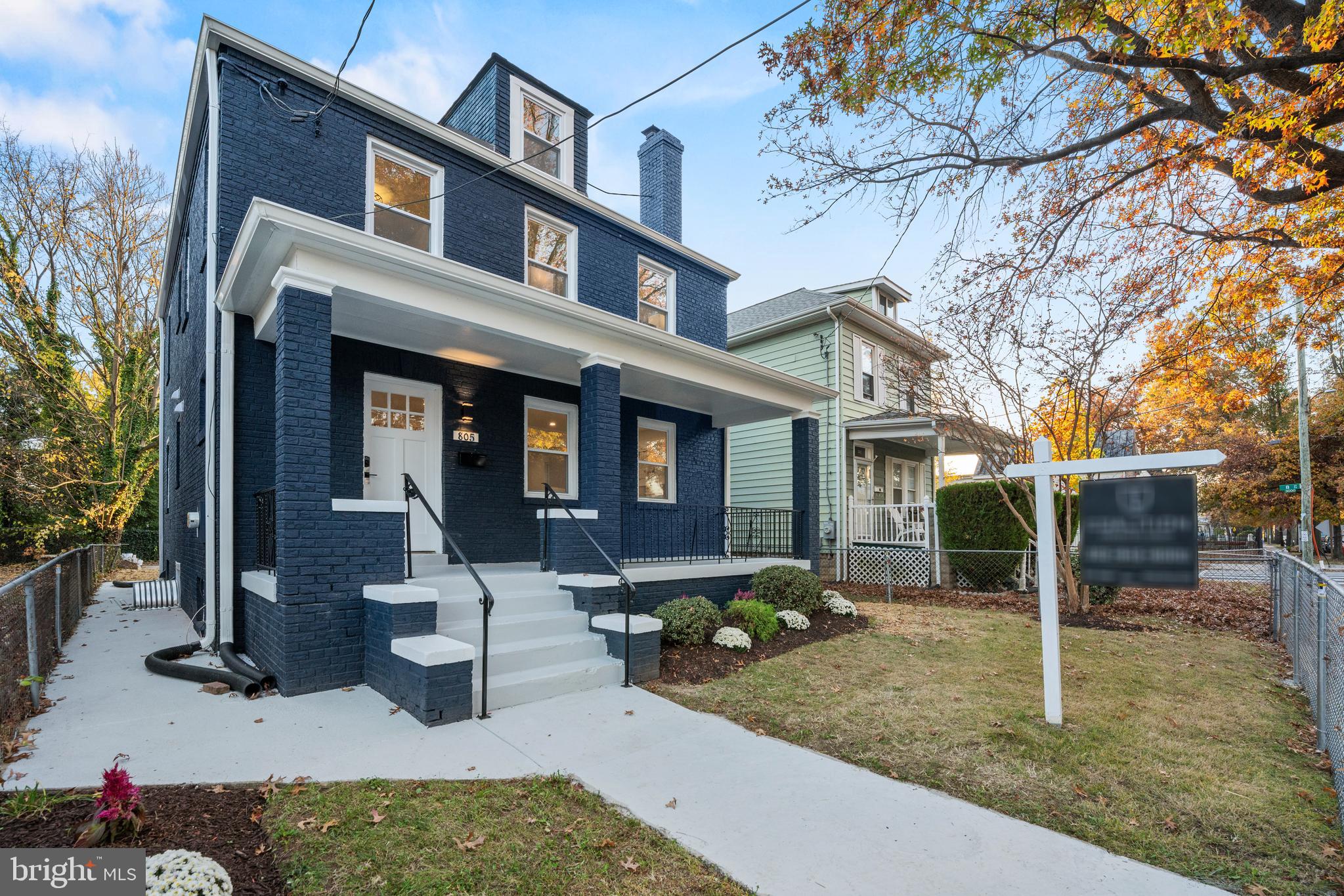 805 MALCOLM X AVENUE SE