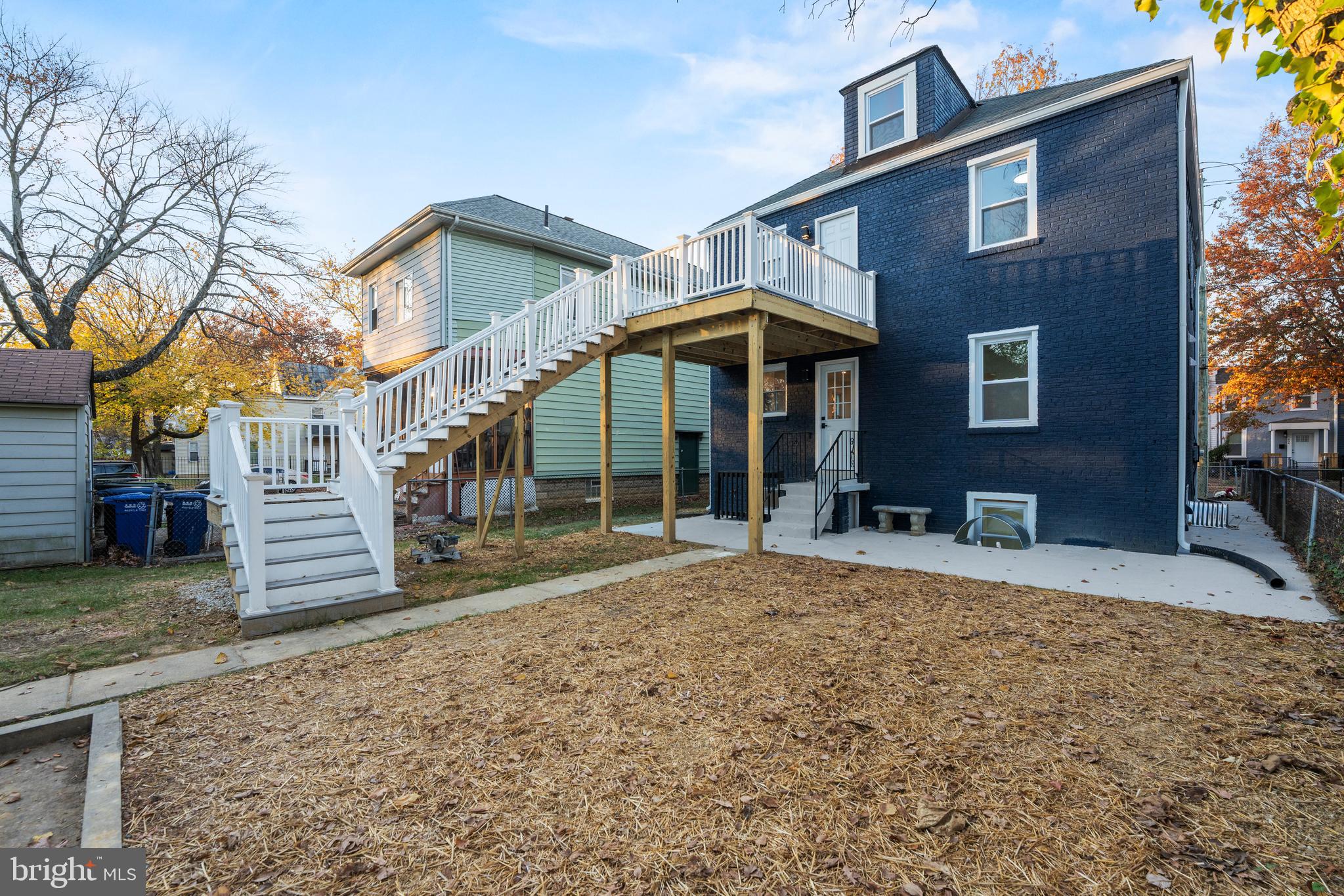 805 MALCOLM X AVENUE SE