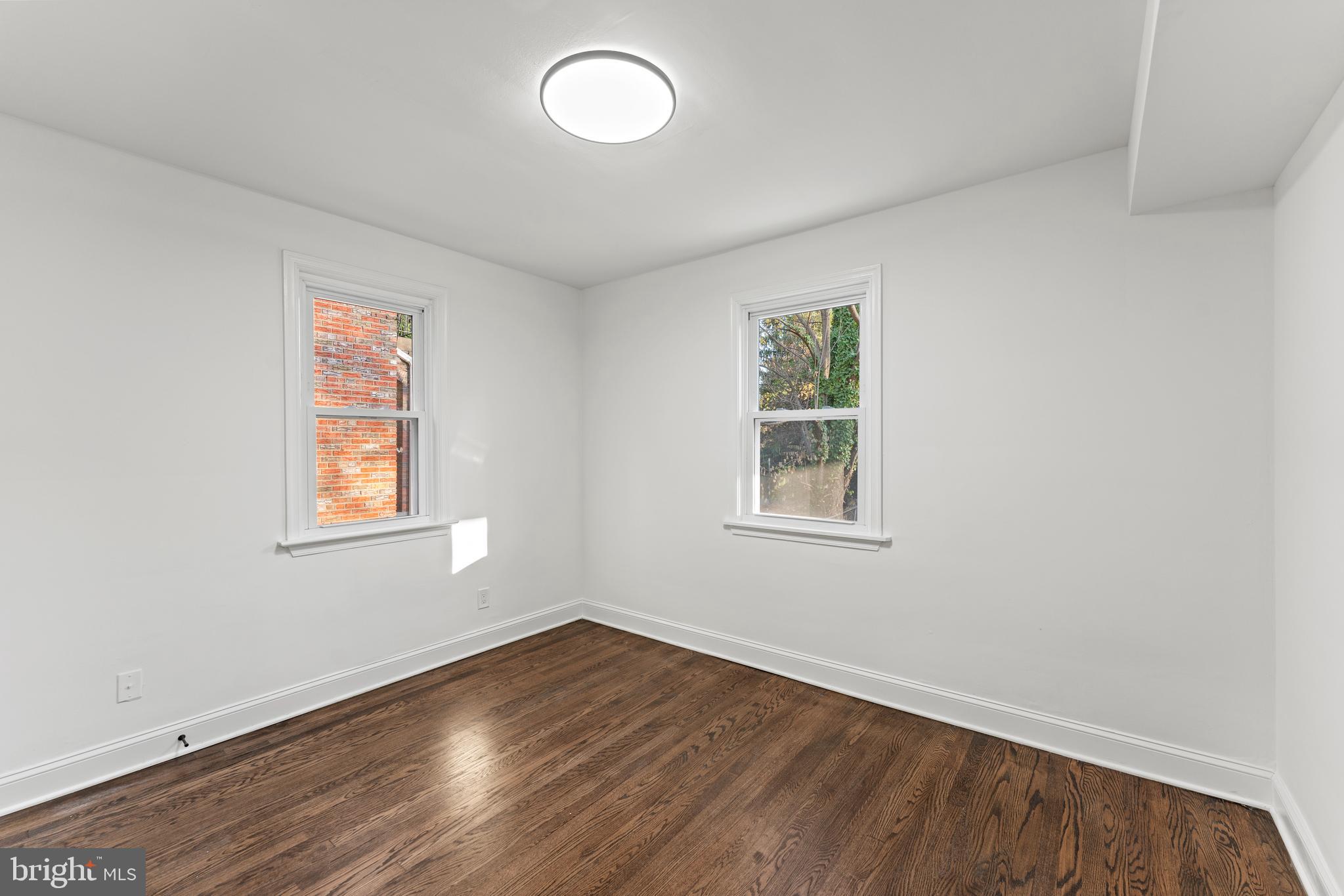 805 MALCOLM X AVENUE SE