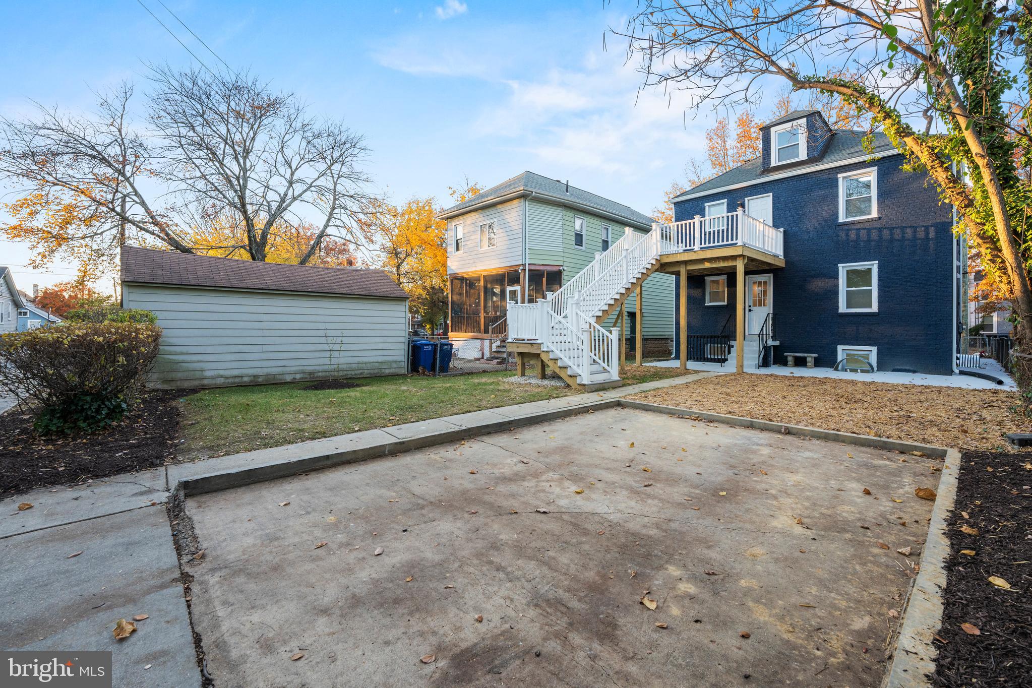 805 MALCOLM X AVENUE SE