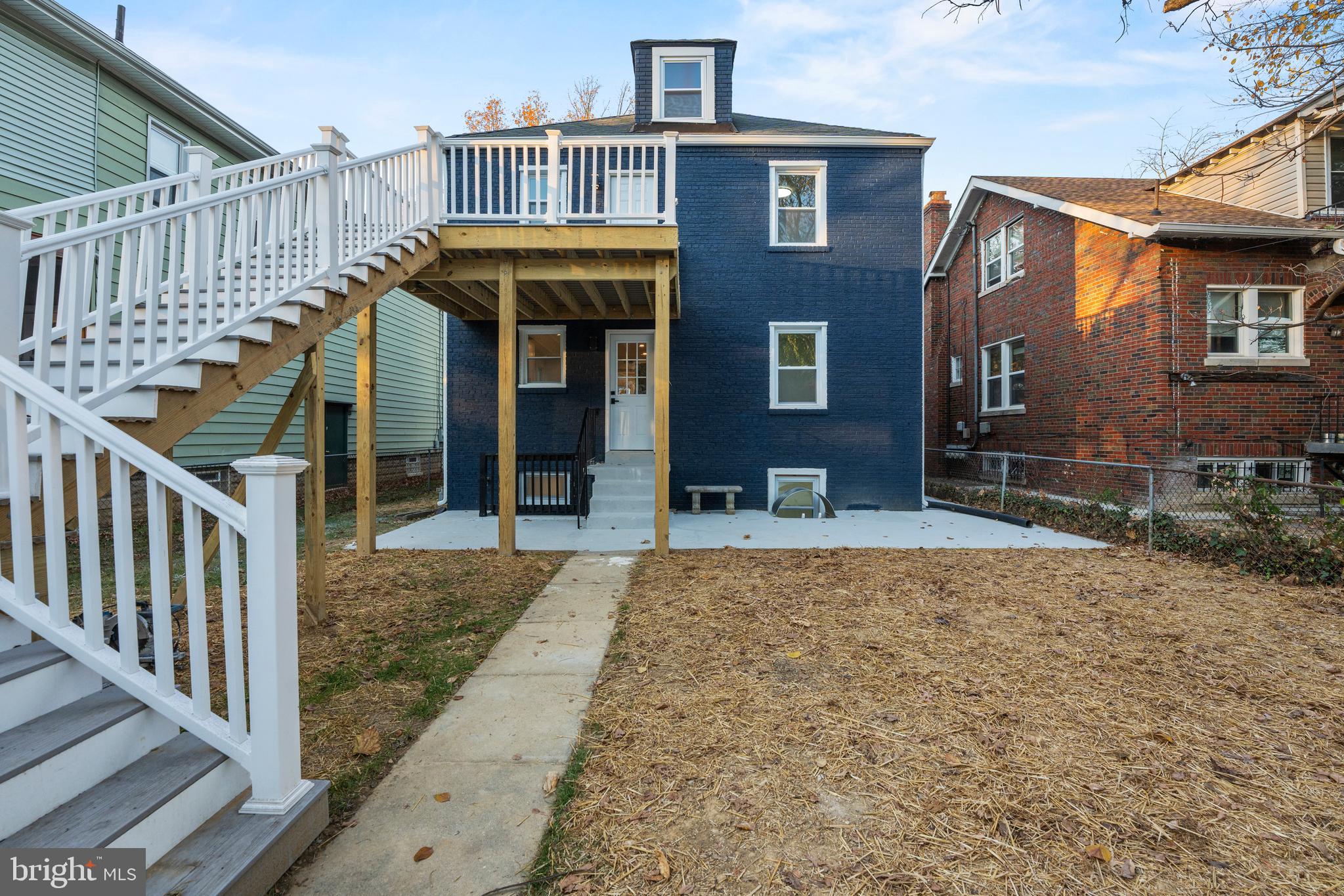 805 MALCOLM X AVENUE SE