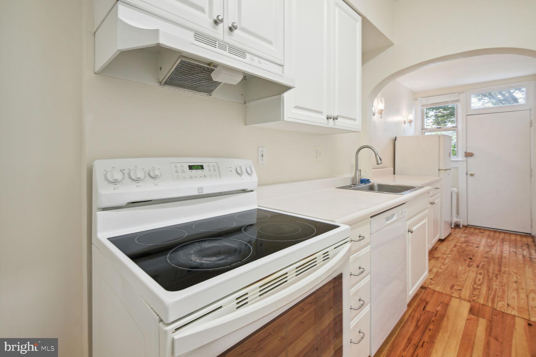 3727 VAN NESS STREET NW