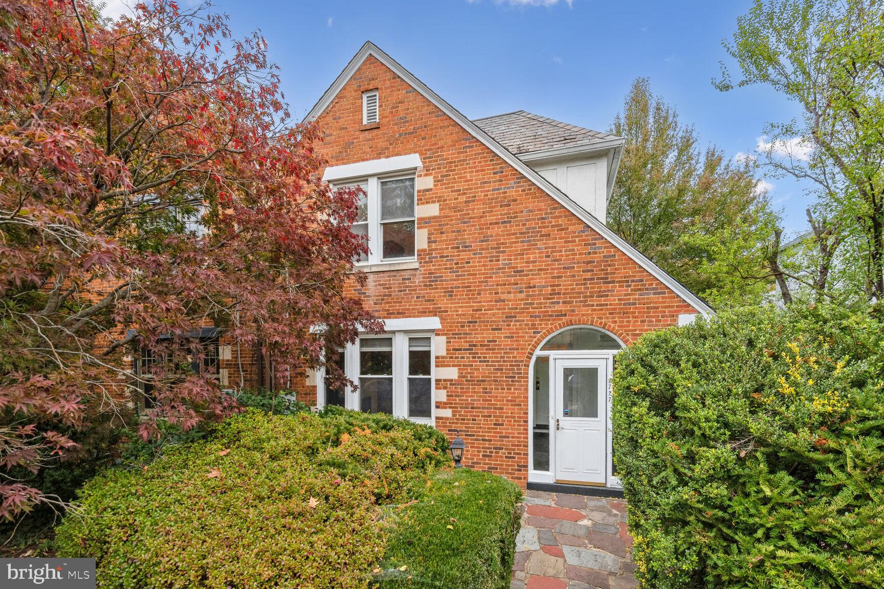 3727 VAN NESS STREET NW